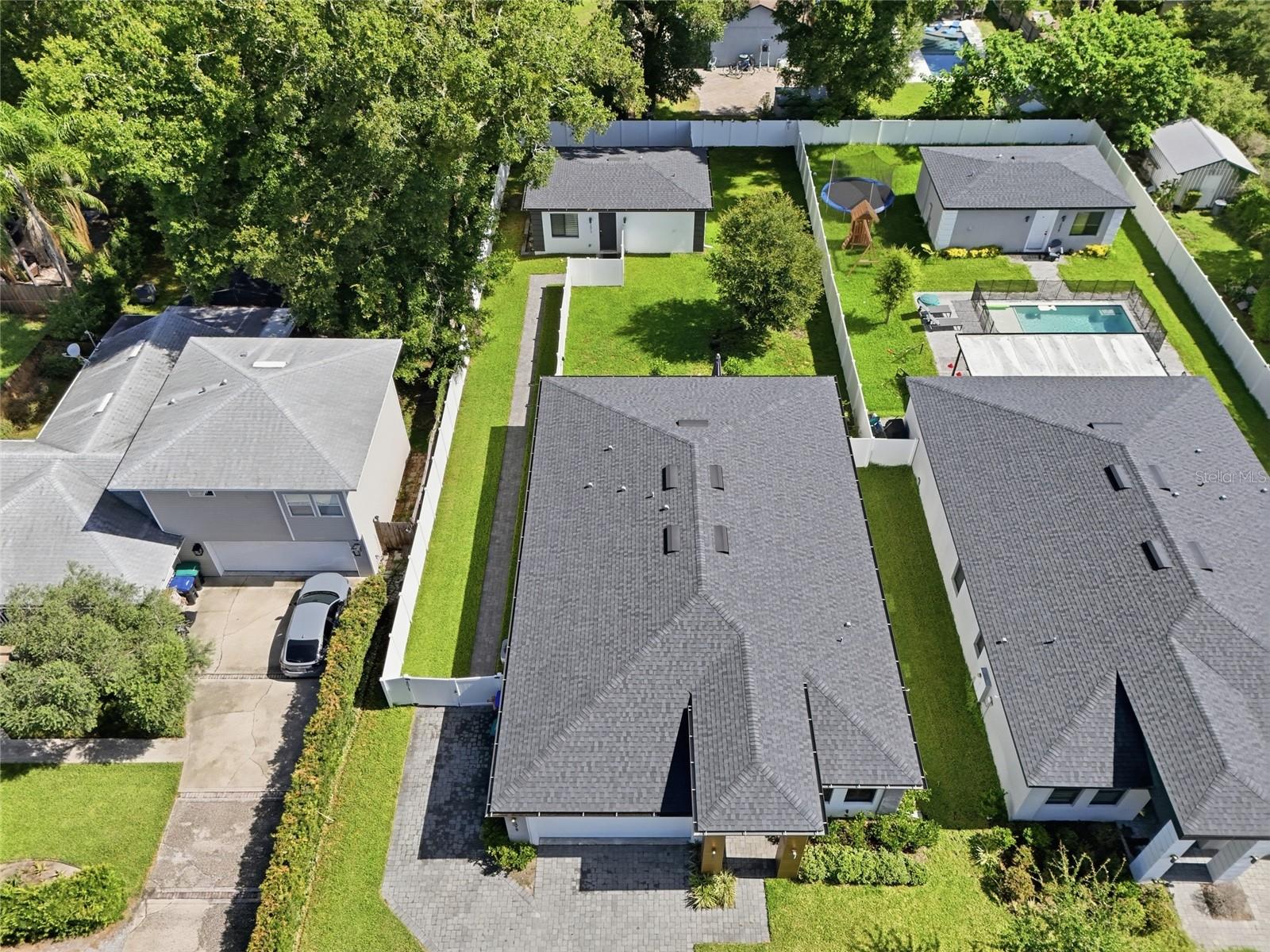 CLOVERLAWN - Residential