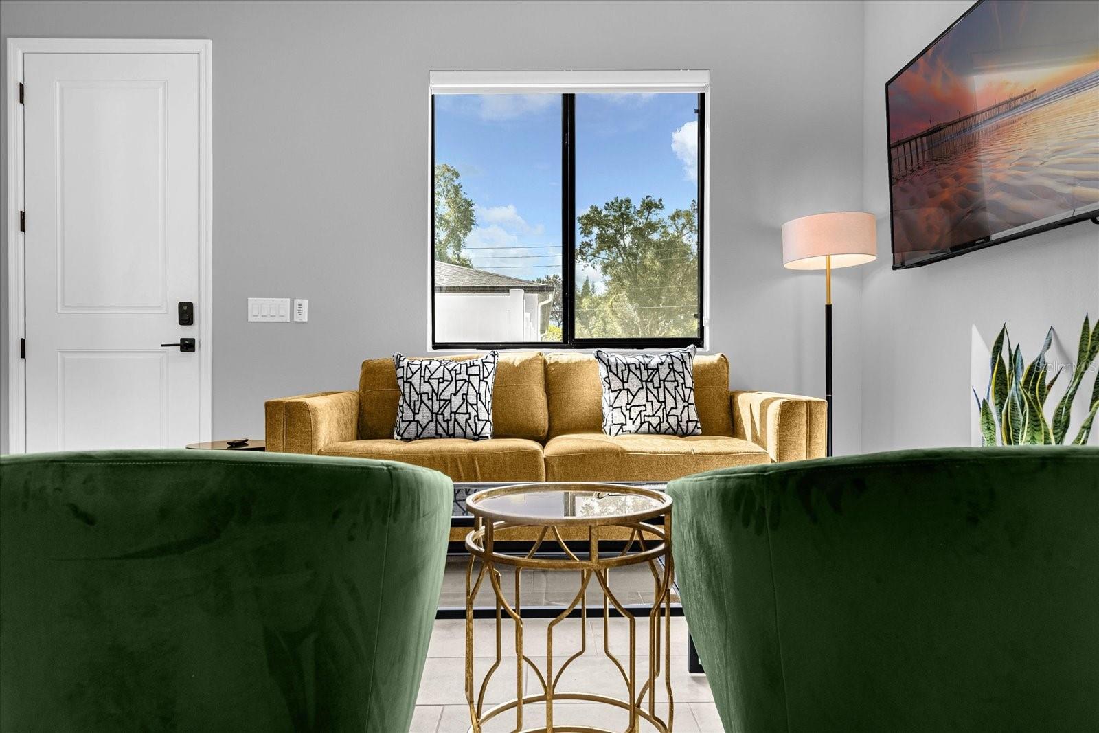 CLOVERLAWN - Residential