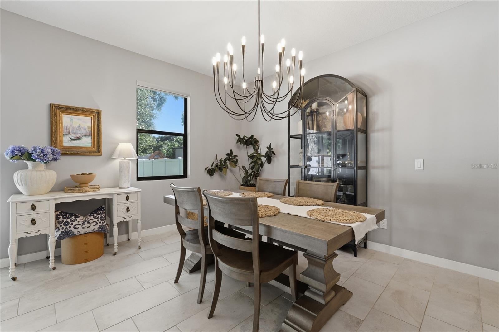 CLOVERLAWN - Residential
