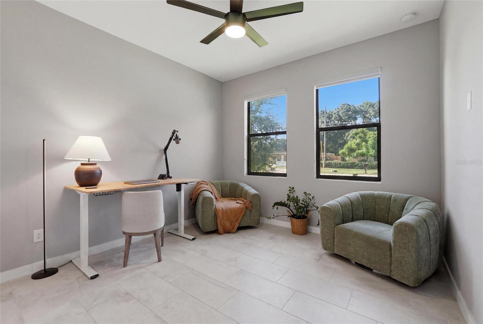 CLOVERLAWN - Residential