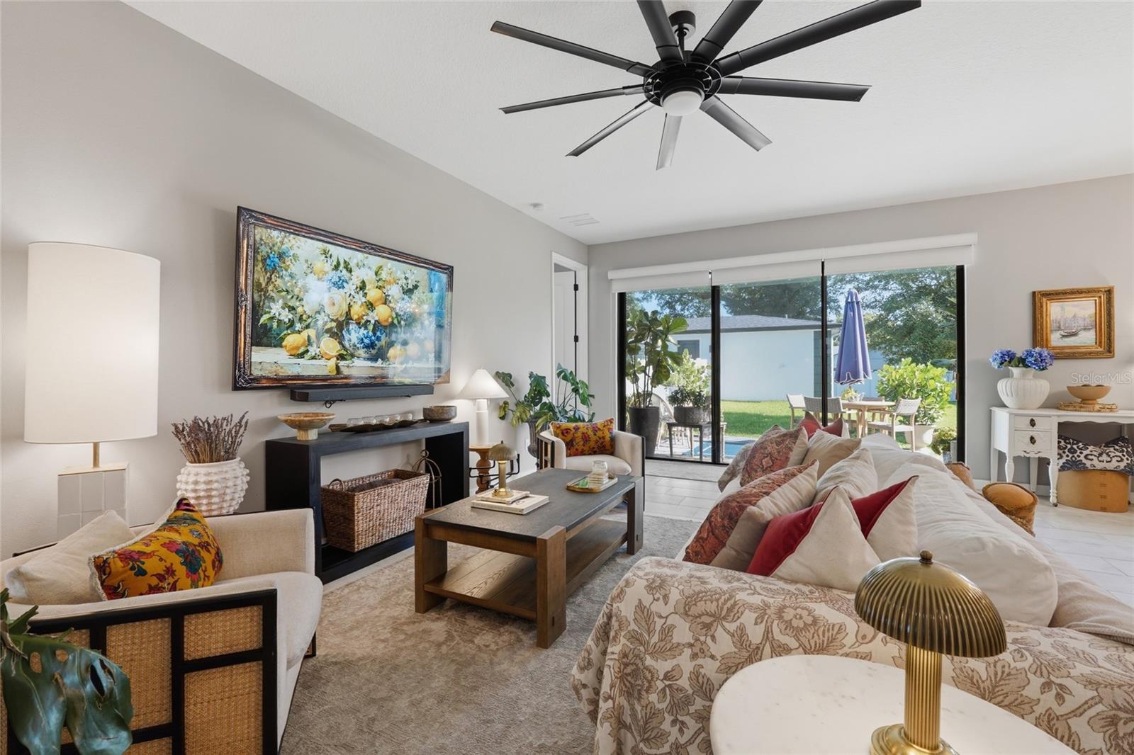 CLOVERLAWN - Residential