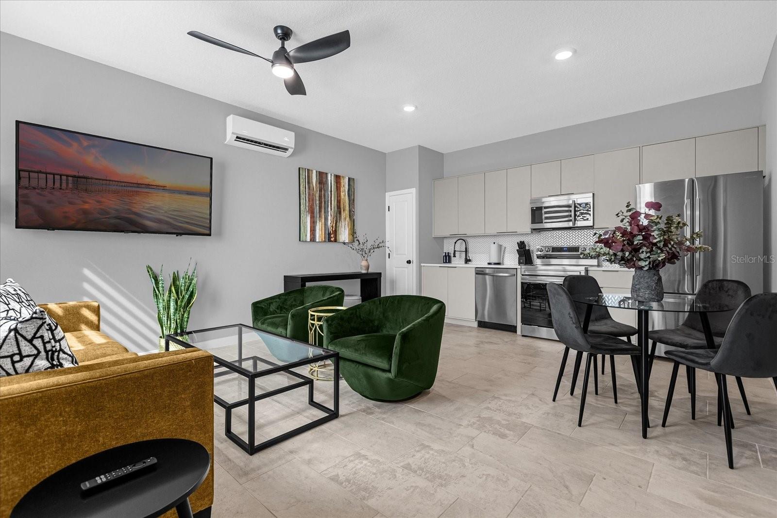 CLOVERLAWN - Residential