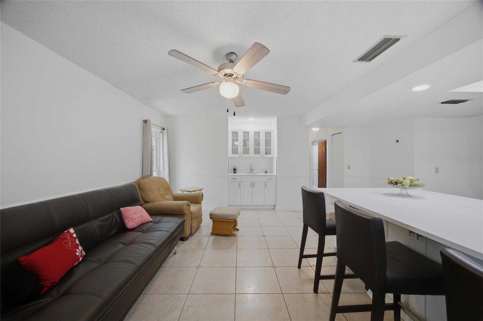 NORTH POINTE UNIT III - Residential