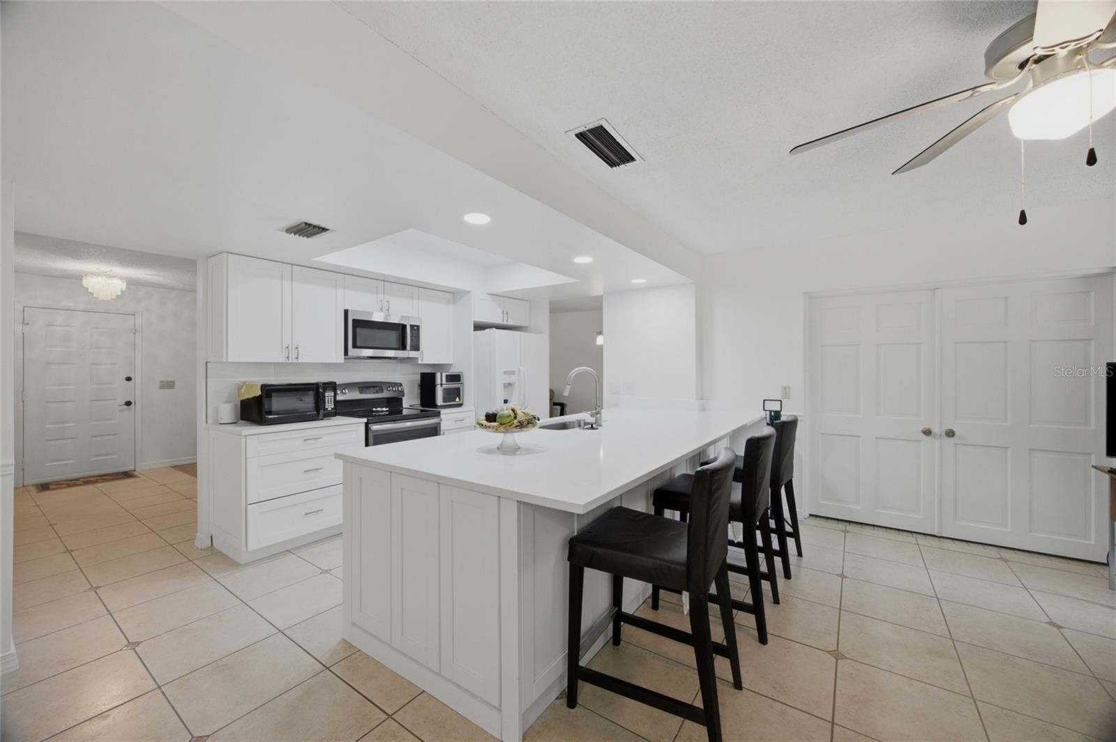 NORTH POINTE UNIT III - Residential