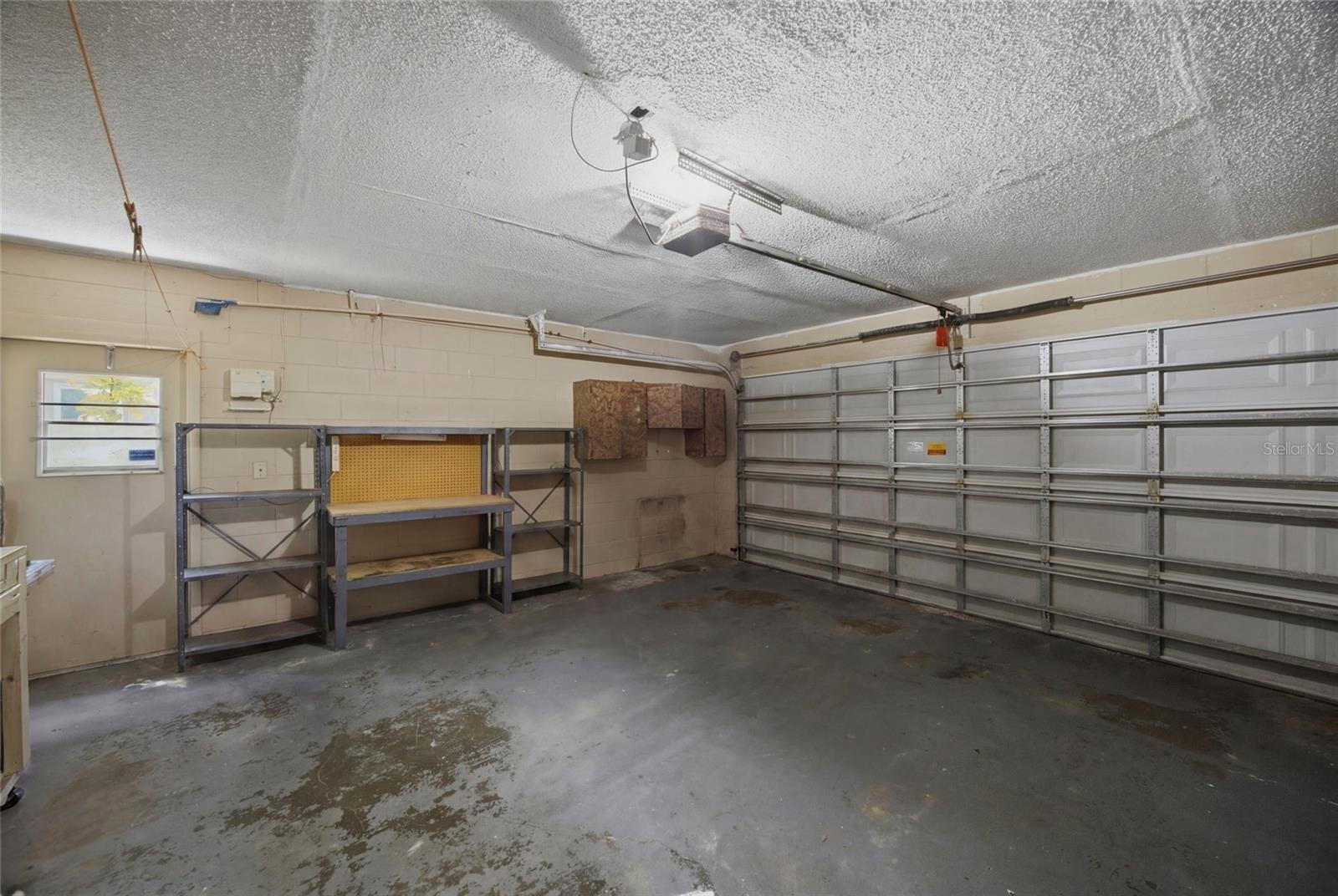 NORTH POINTE UNIT III - Residential