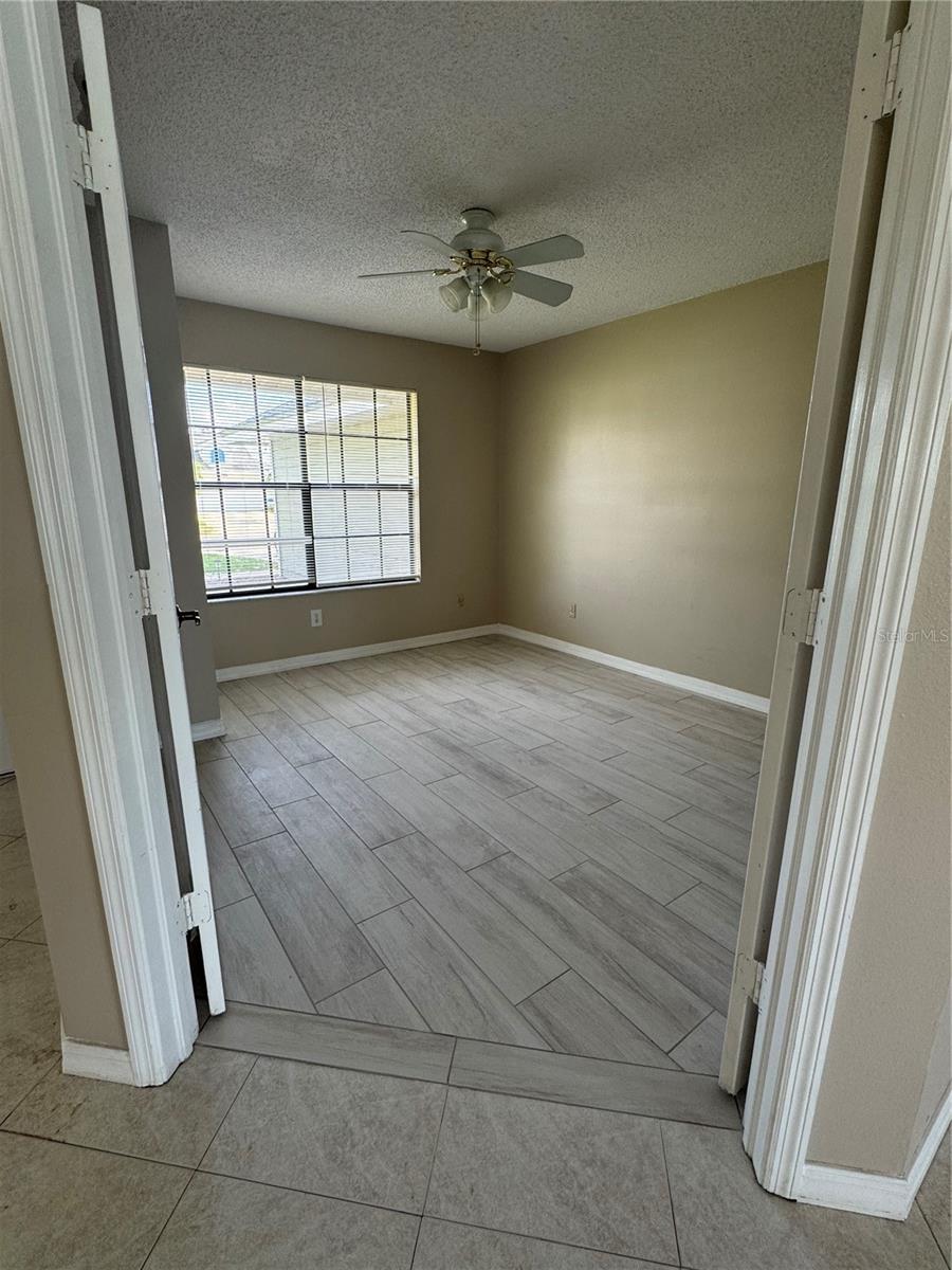 HUNTERS CREEK TR 145 PH 03 - Residential Lease