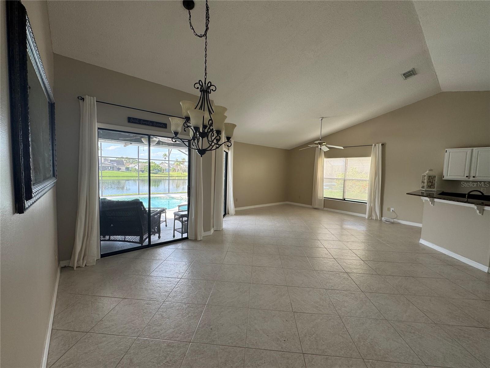 HUNTERS CREEK TR 145 PH 03 - Residential Lease