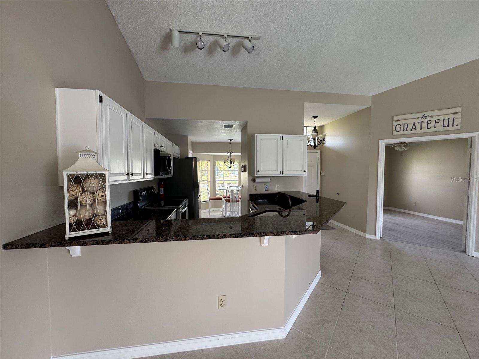 HUNTERS CREEK TR 145 PH 03 - Residential Lease