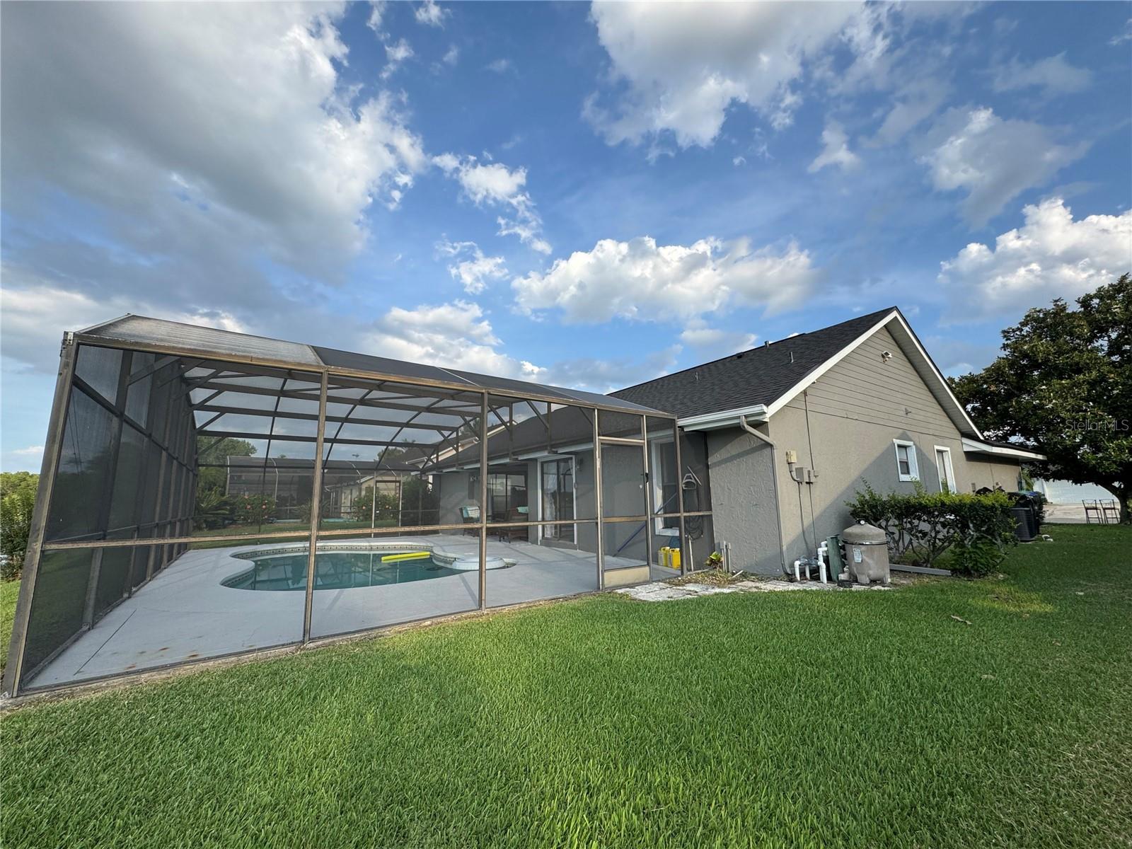 HUNTERS CREEK TR 145 PH 03 - Residential Lease