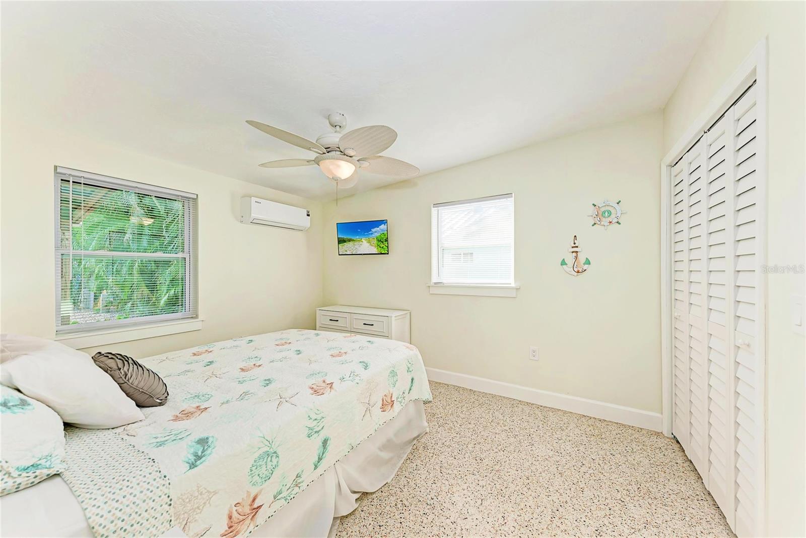 SUNRISE PARK REP - Residential