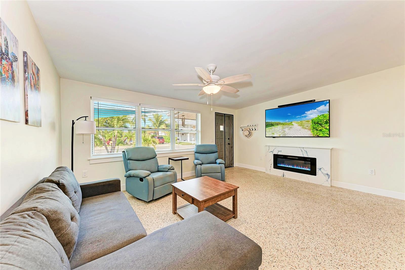SUNRISE PARK REP - Residential