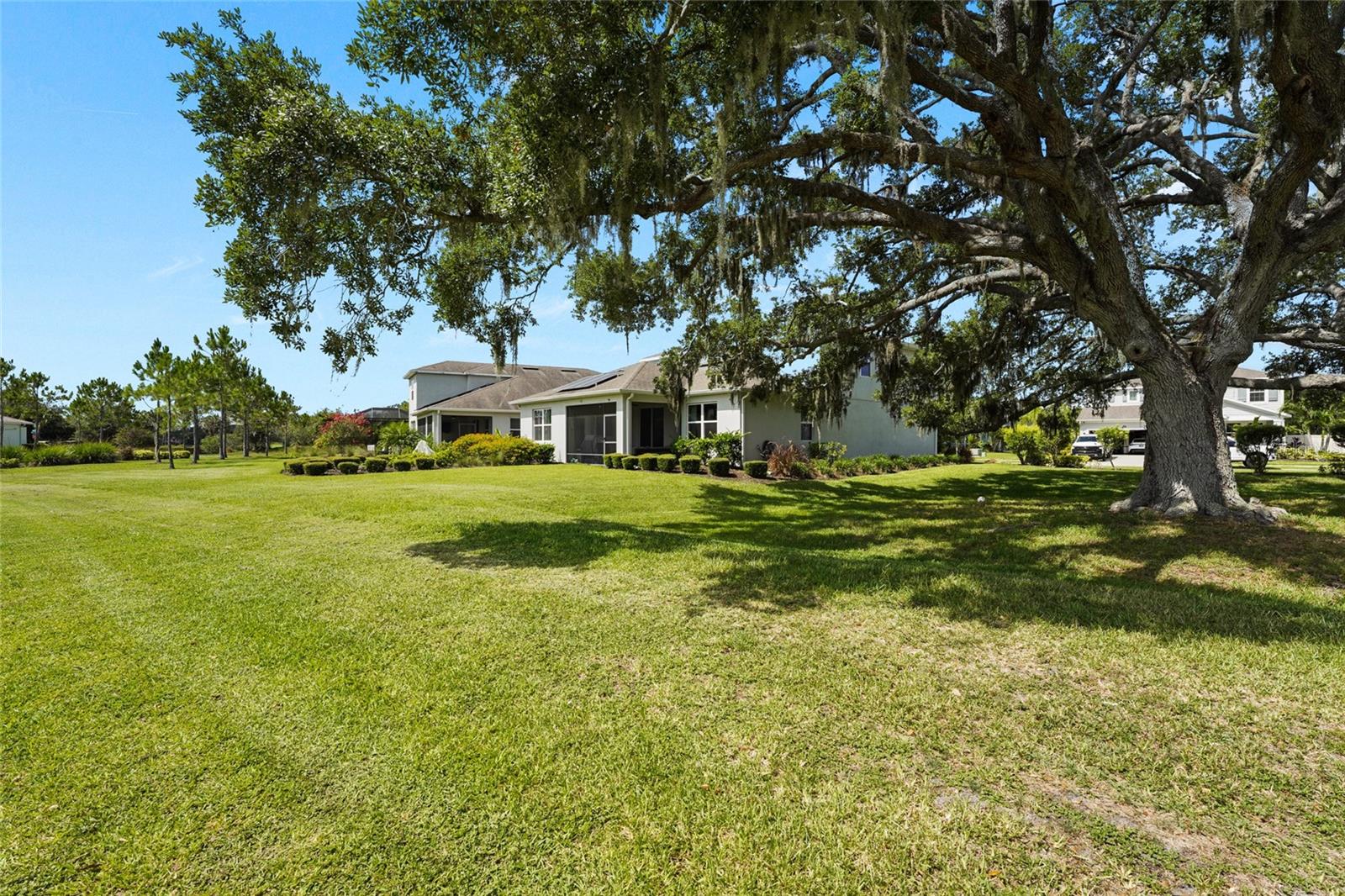 FAIRWAYS/BENT TREE - Residential