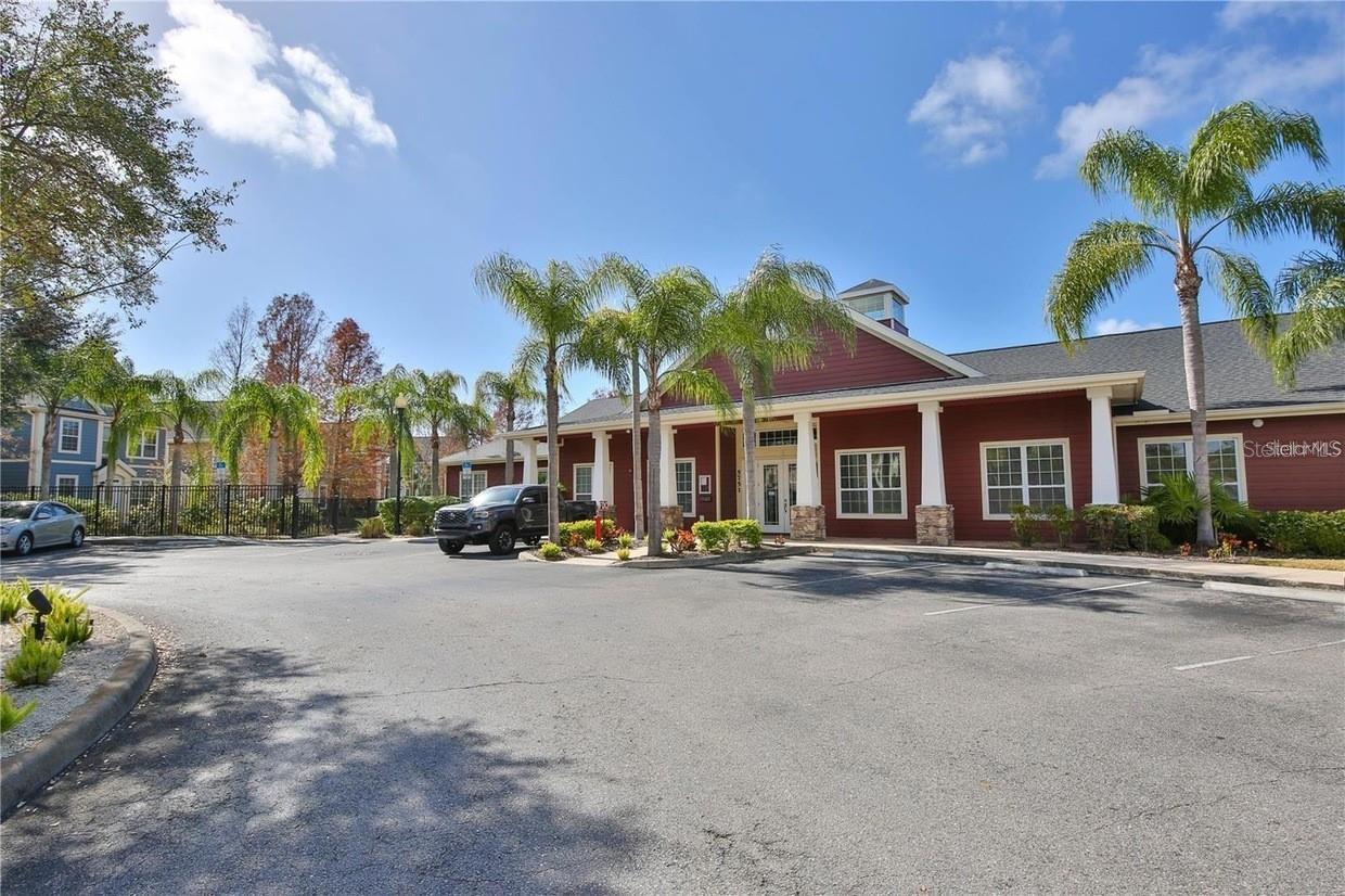 ADMIRALS WALK - Residential Lease