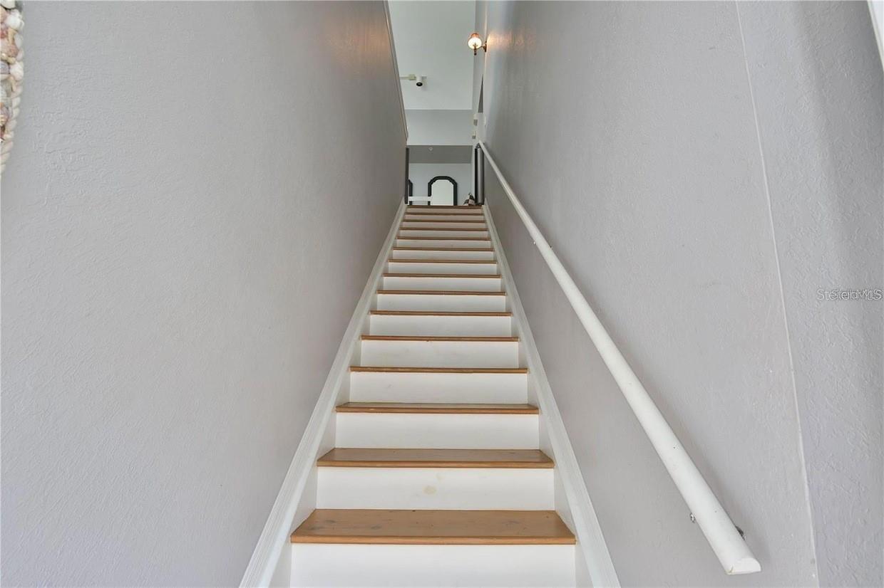 ADMIRALS WALK - Residential Lease