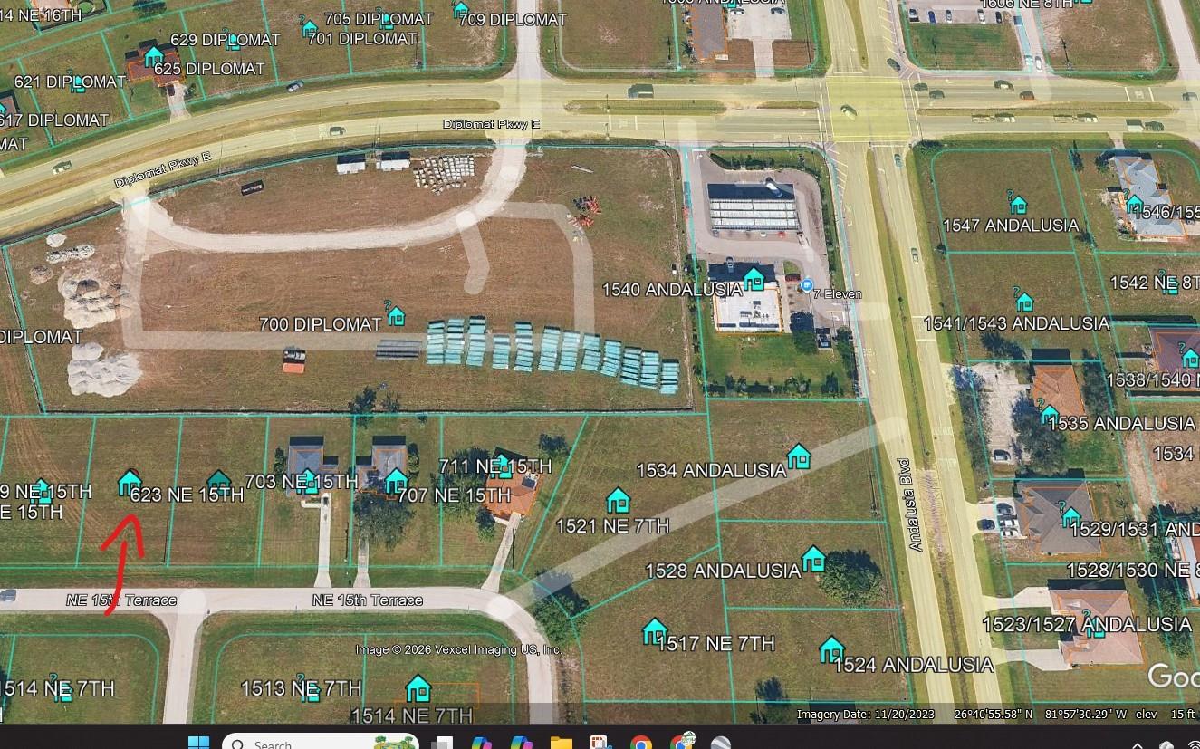 CAPE CORAL - Land
