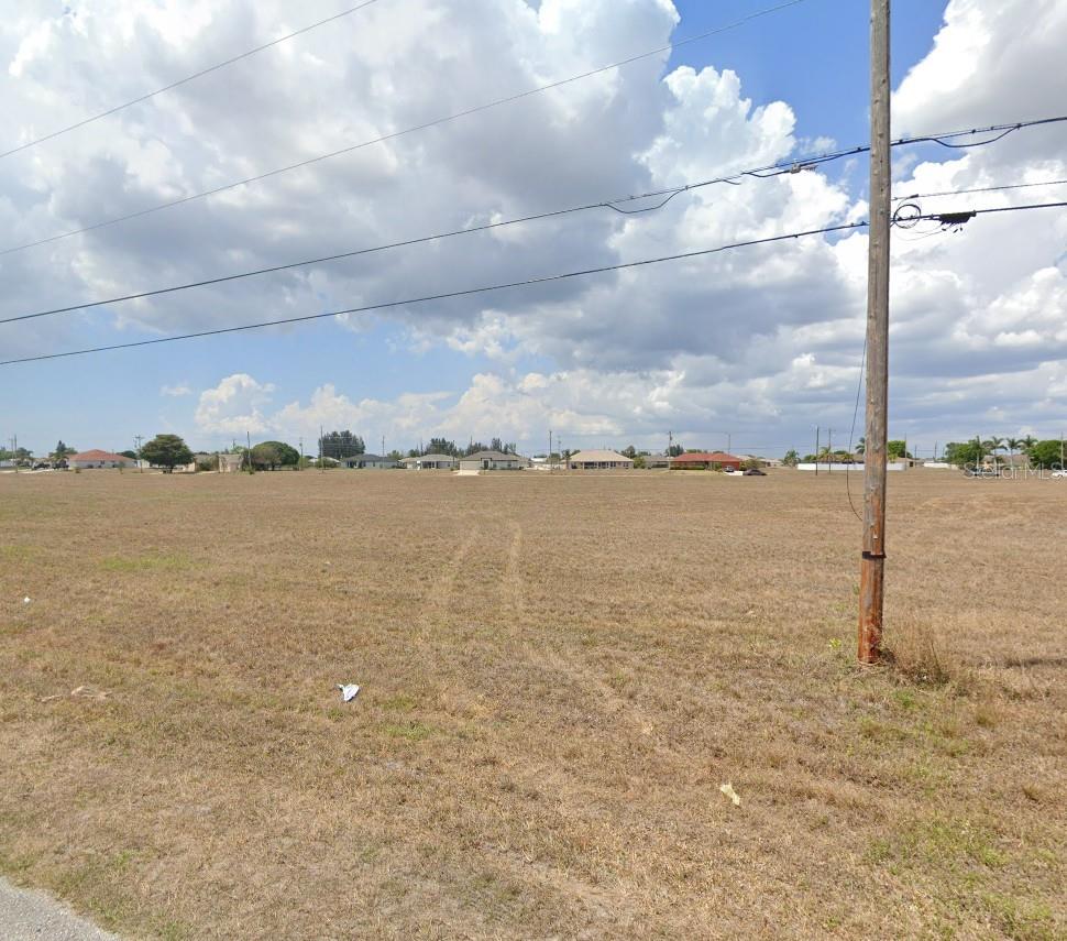 CAPE CORAL - Land