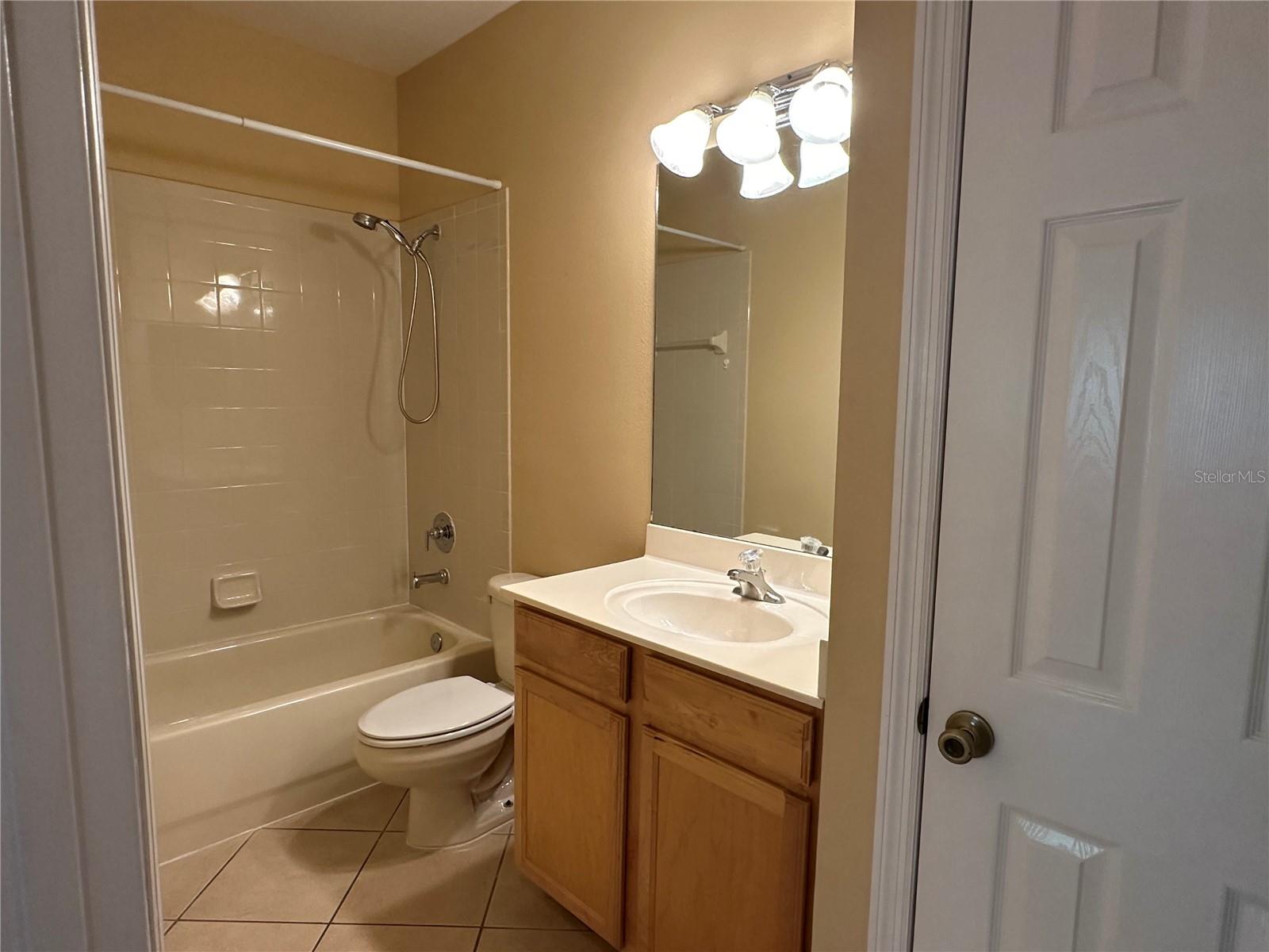 MEADOW POINTE PRCL 16 UNIT 3B - Residential Lease