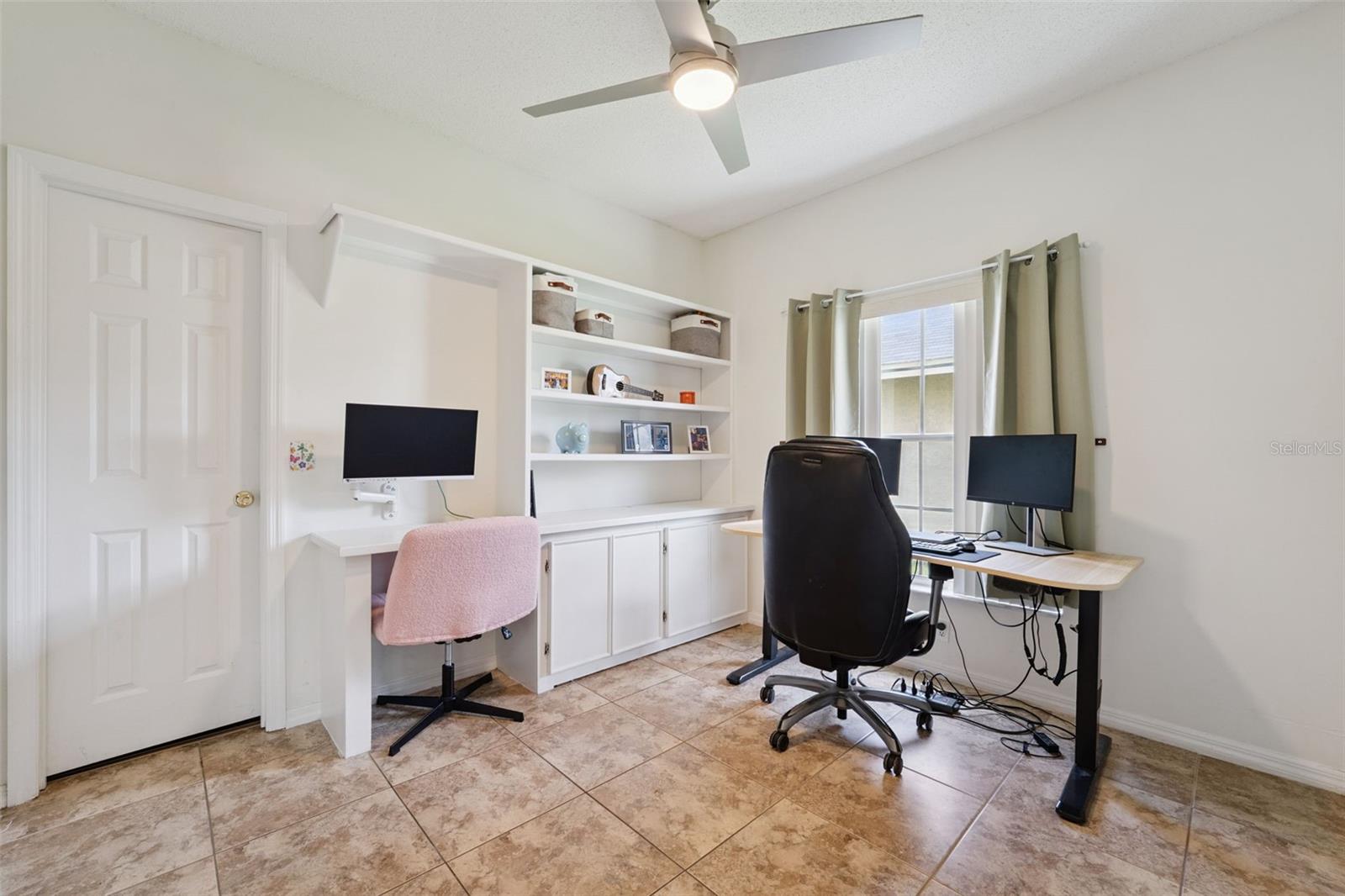 HUNTERS CREEK TR 150 PH 03 - Residential