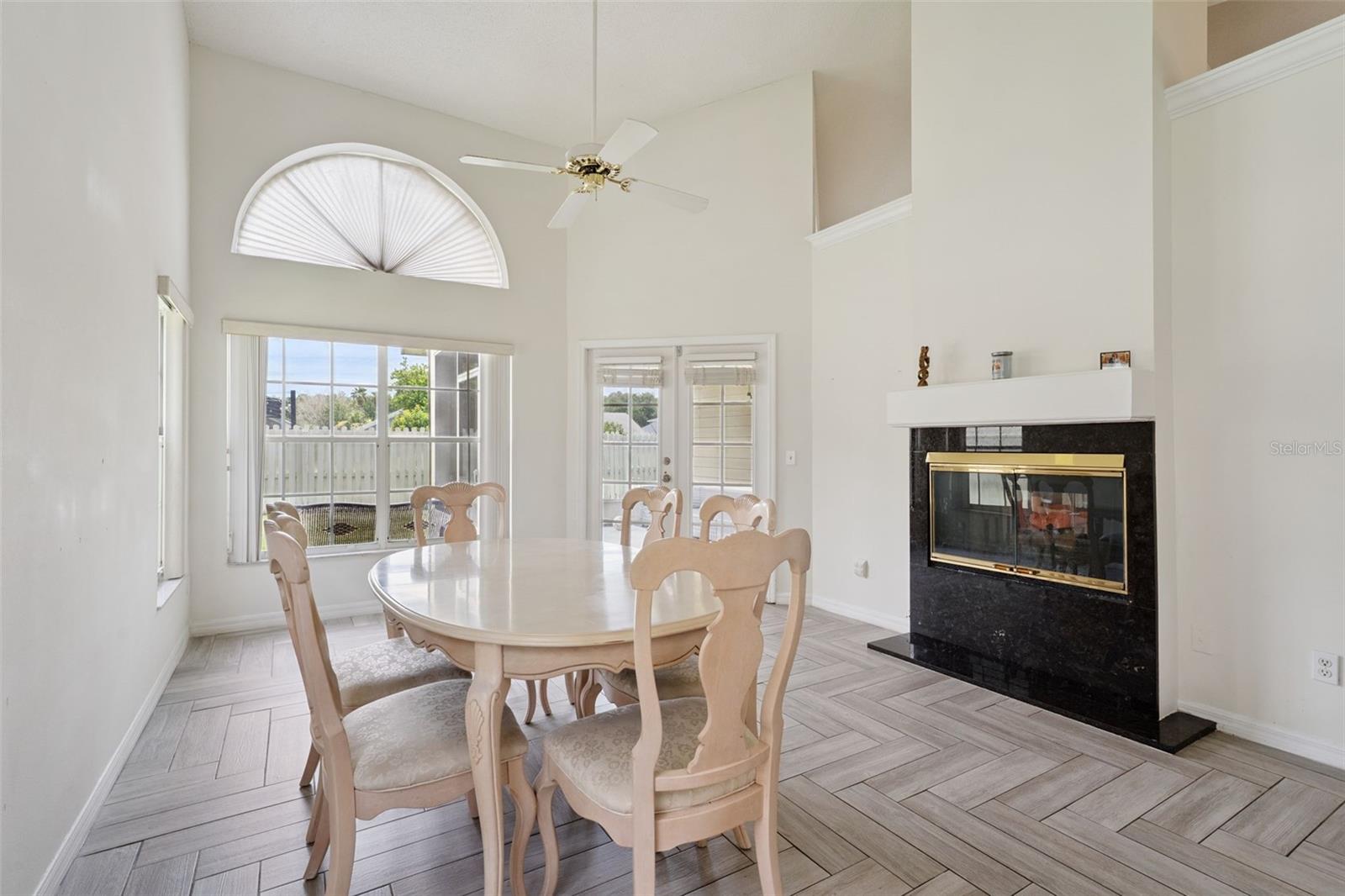 HUNTERS CREEK TR 150 PH 03 - Residential