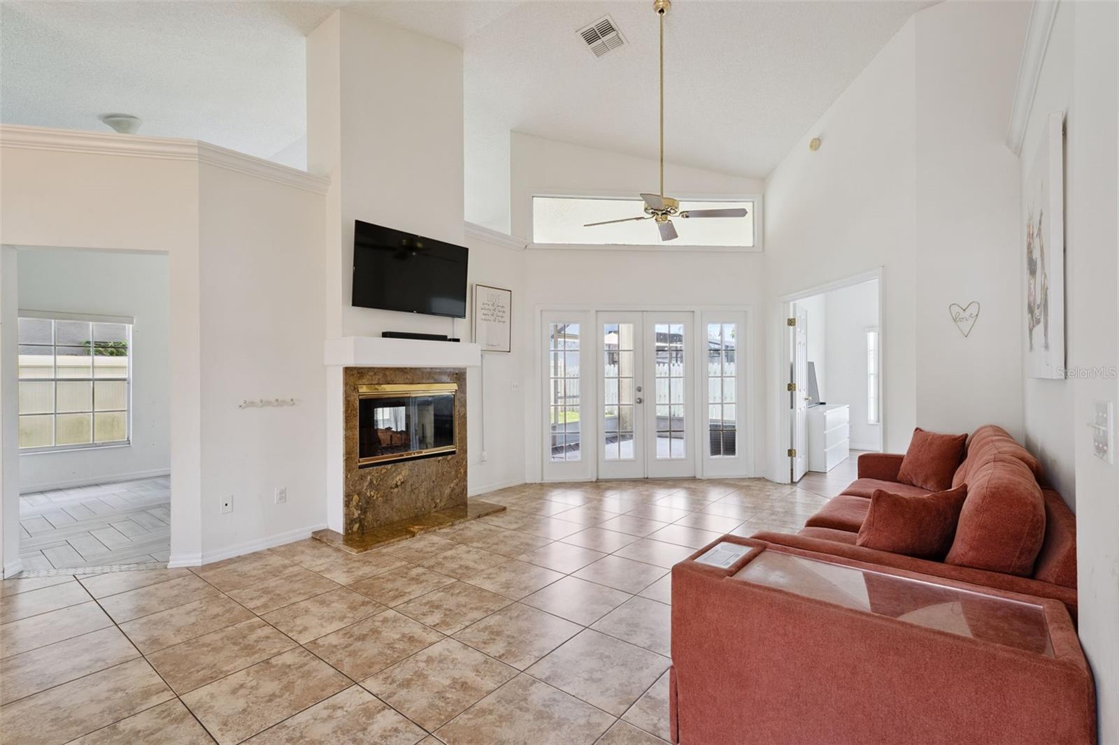 HUNTERS CREEK TR 150 PH 03 - Residential