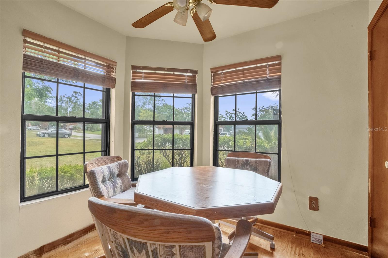 WINDSONG ESTATES - Residential