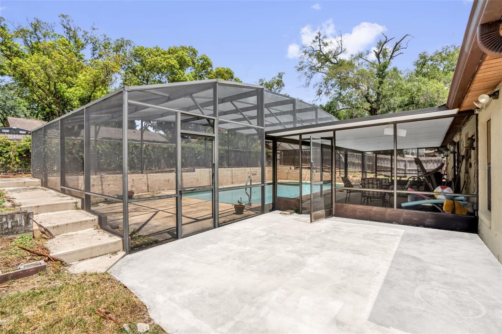WINDSONG ESTATES - Residential