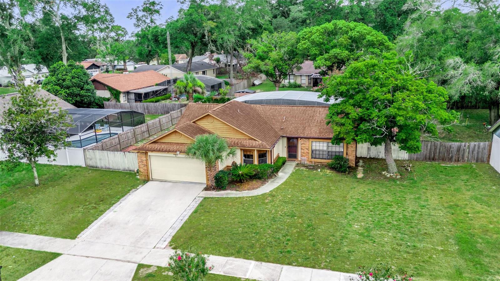 WINDSONG ESTATES - Residential