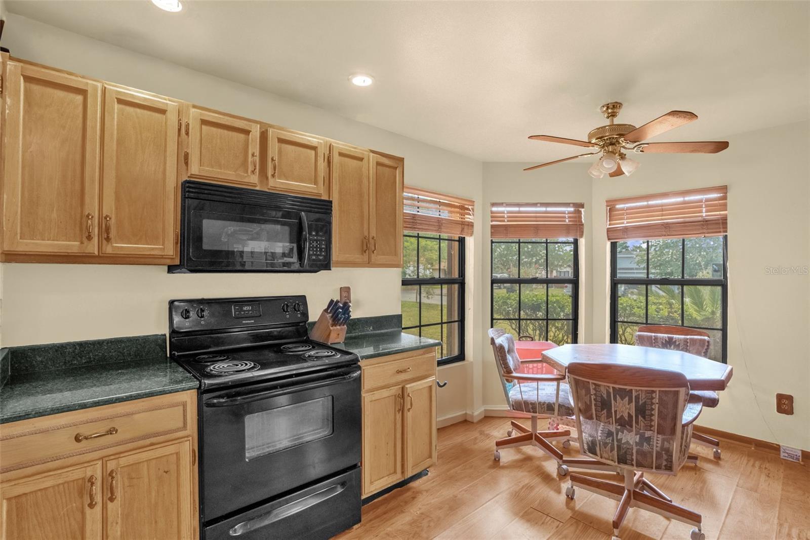 WINDSONG ESTATES - Residential