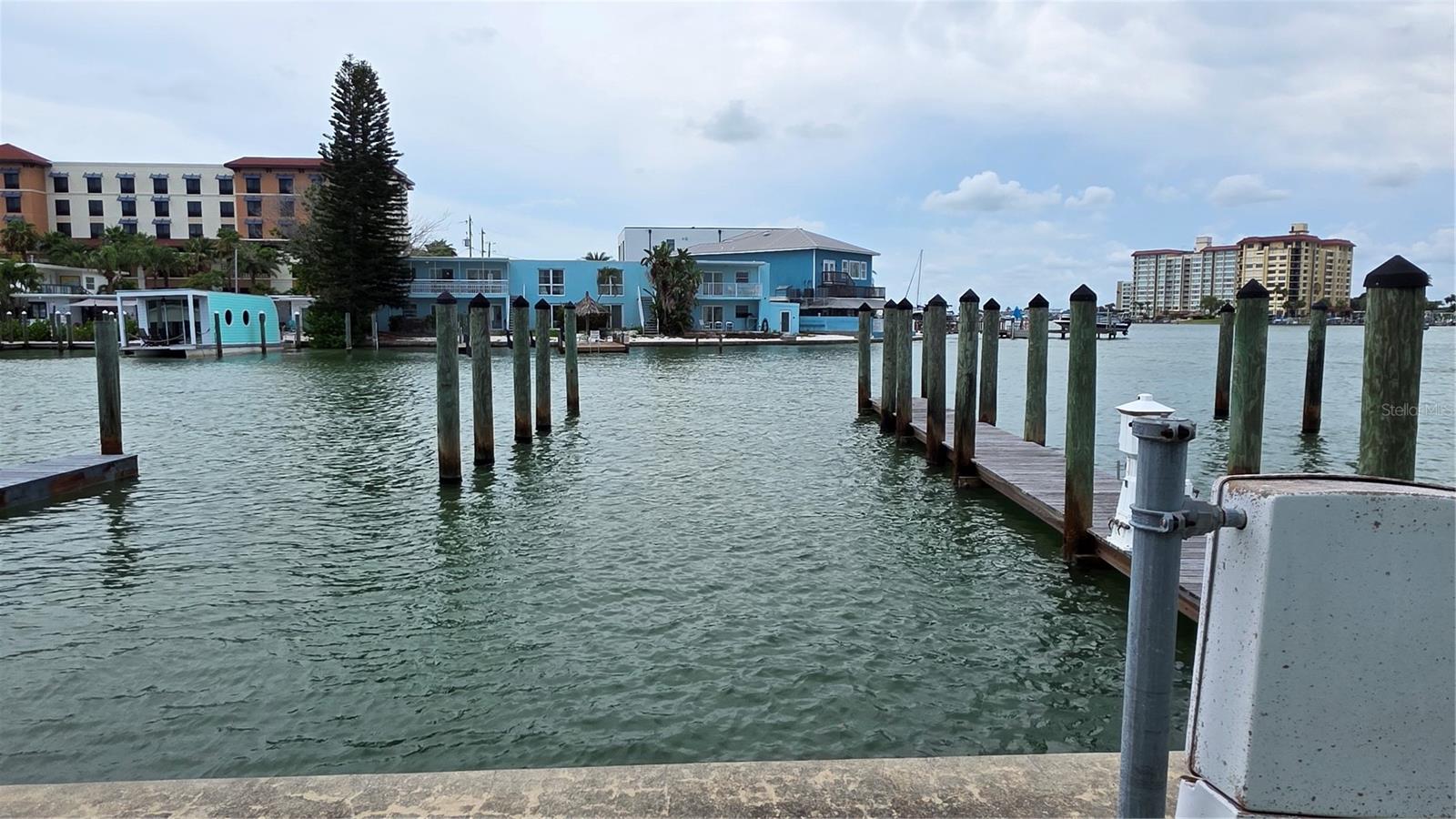 MANDALAY UNIT 5 REP - Commercial Sale