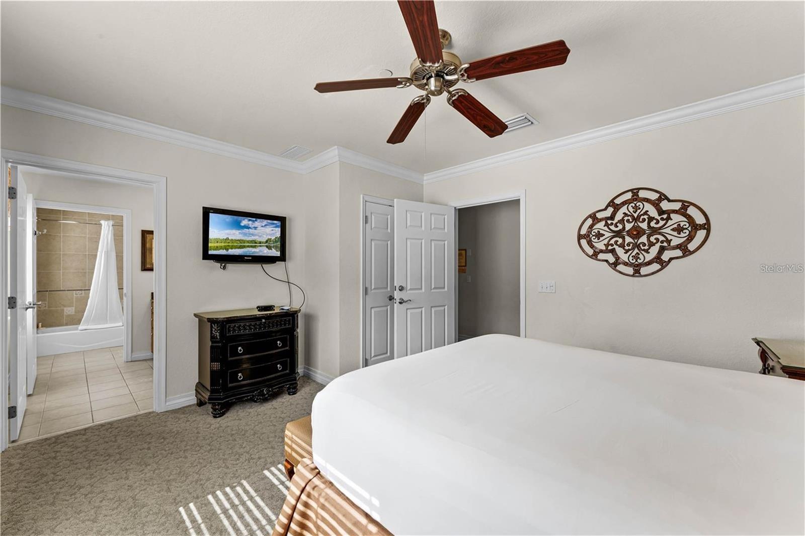 VILLAS AT REUNION SQUARE - Residential