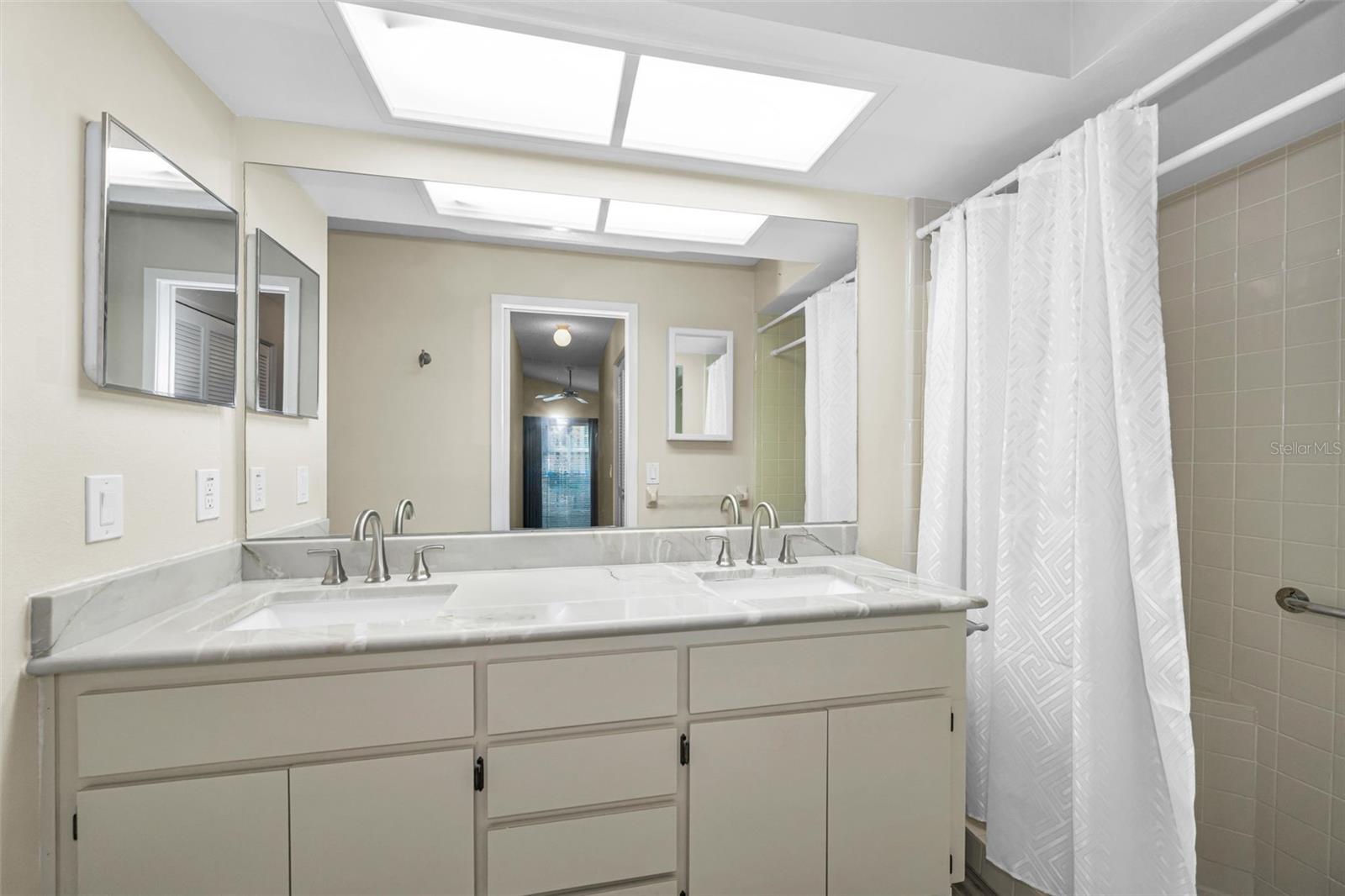 CEDARWOOD VILLAGE CONDO 02 - Residential Lease