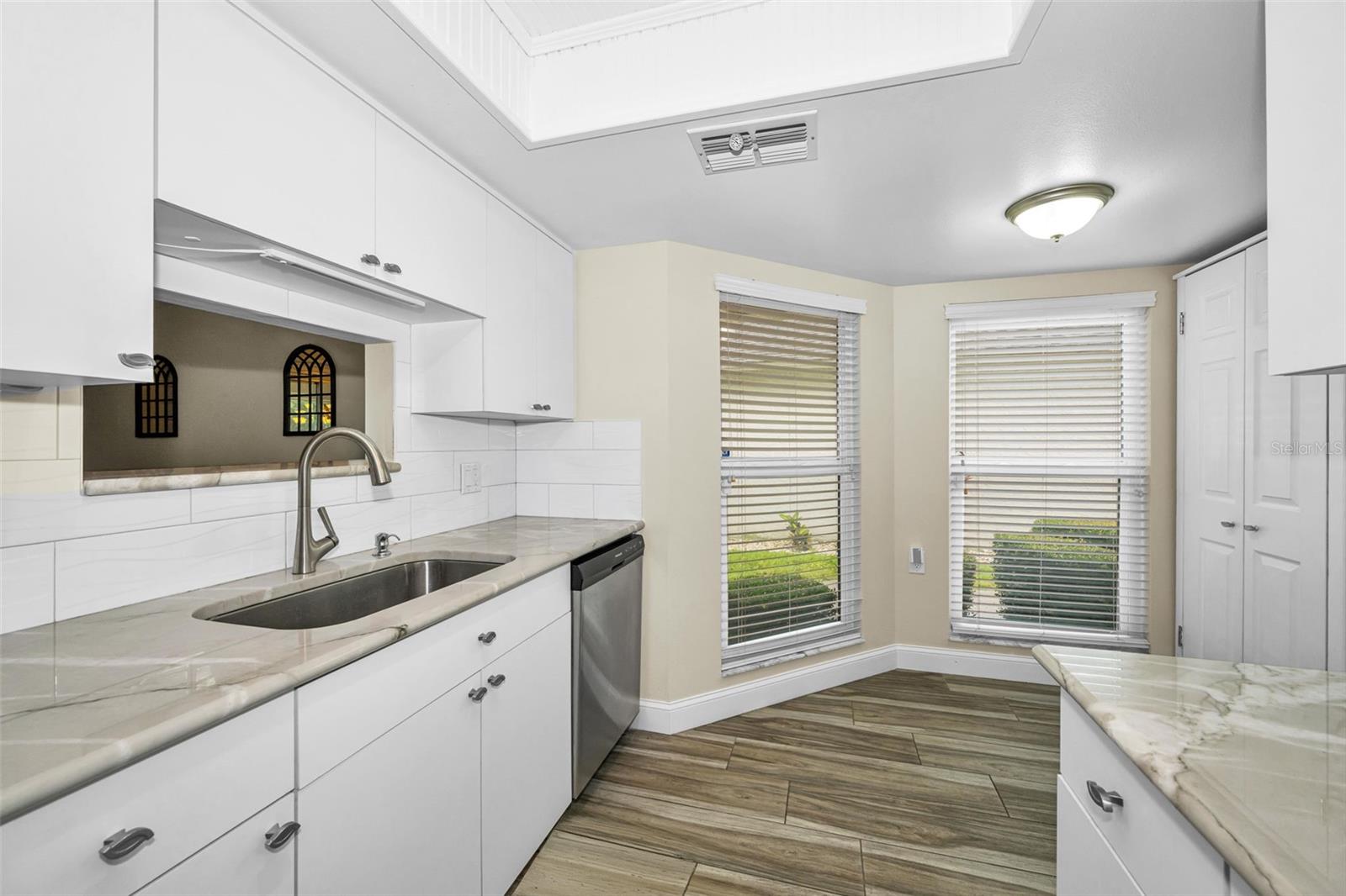 CEDARWOOD VILLAGE CONDO 02 - Residential Lease