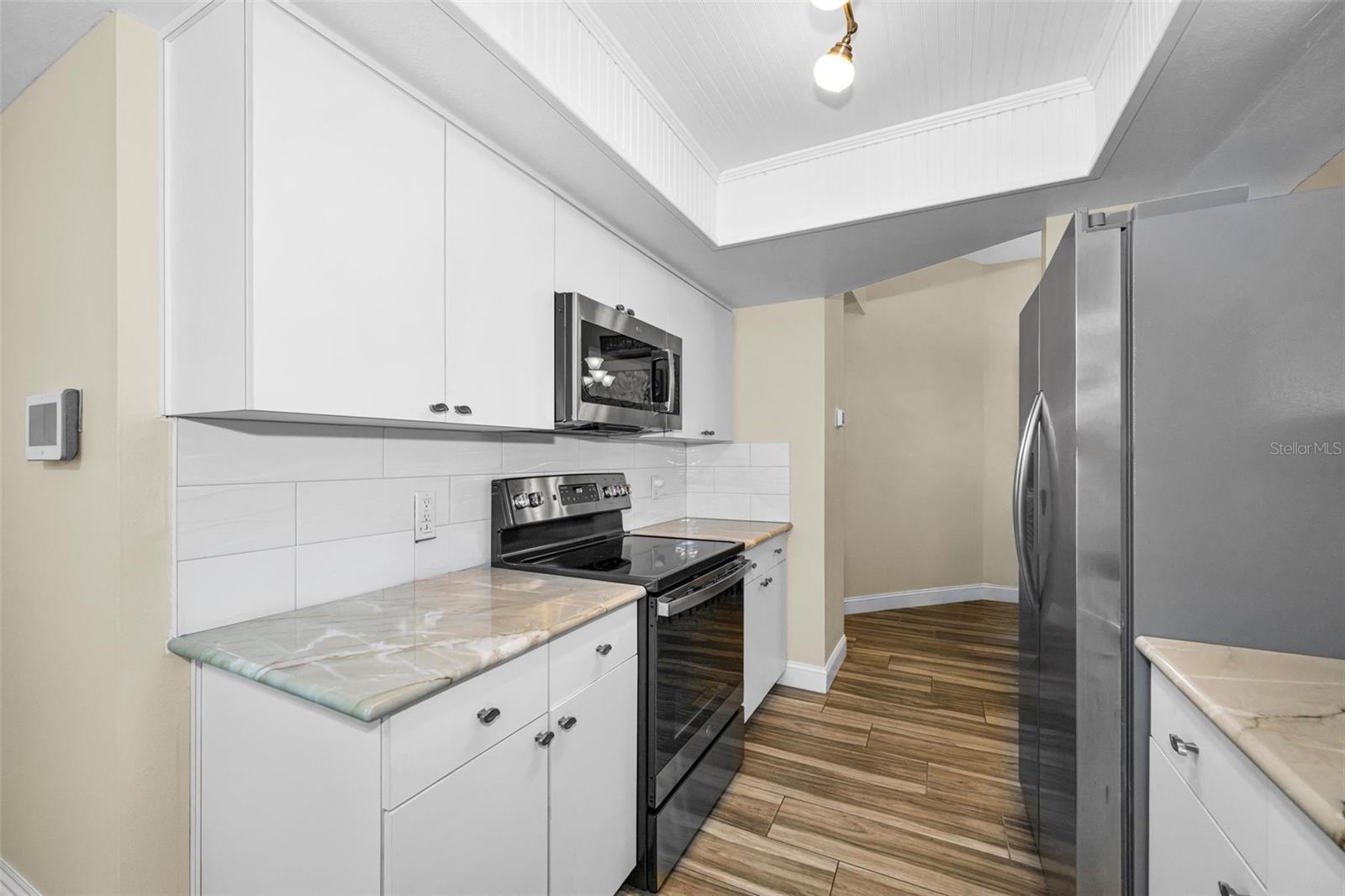 CEDARWOOD VILLAGE CONDO 02 - Residential Lease