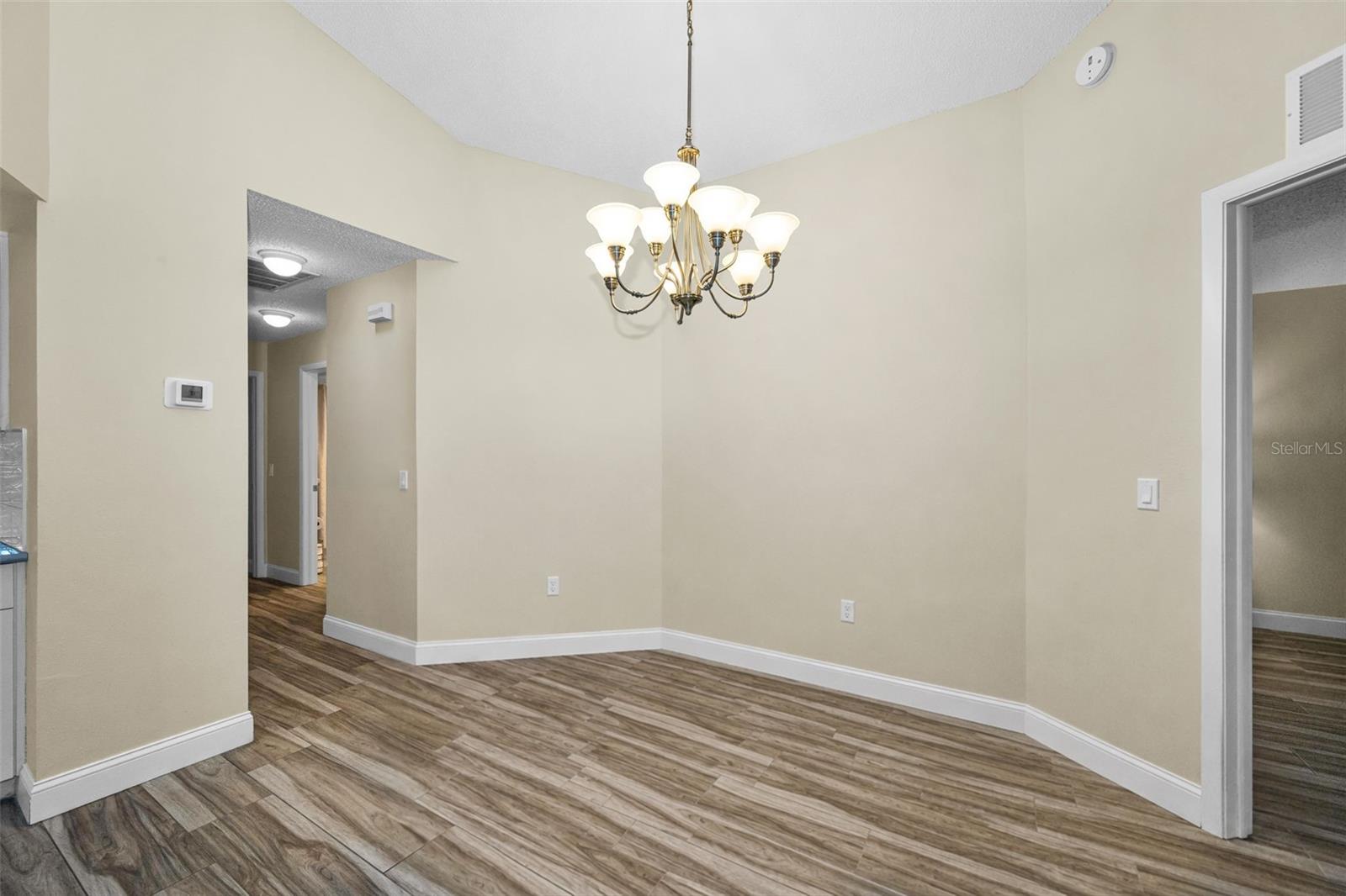 CEDARWOOD VILLAGE CONDO 02 - Residential Lease
