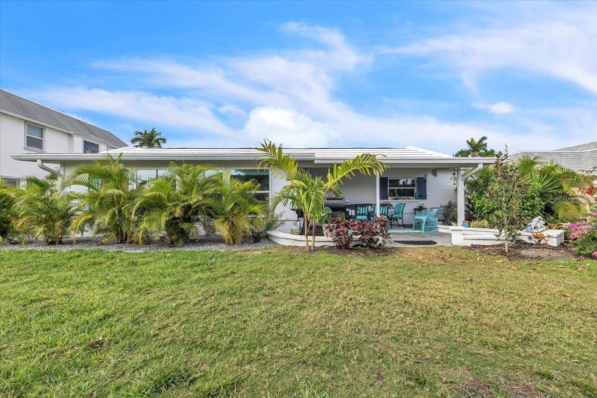 TARPON CENTER BAHAMA VILLAS - Residential