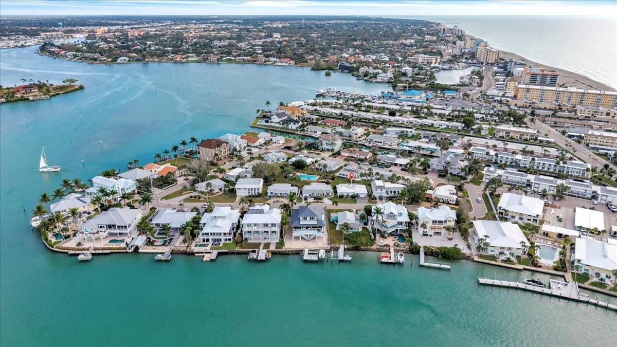 TARPON CENTER BAHAMA VILLAS - Residential