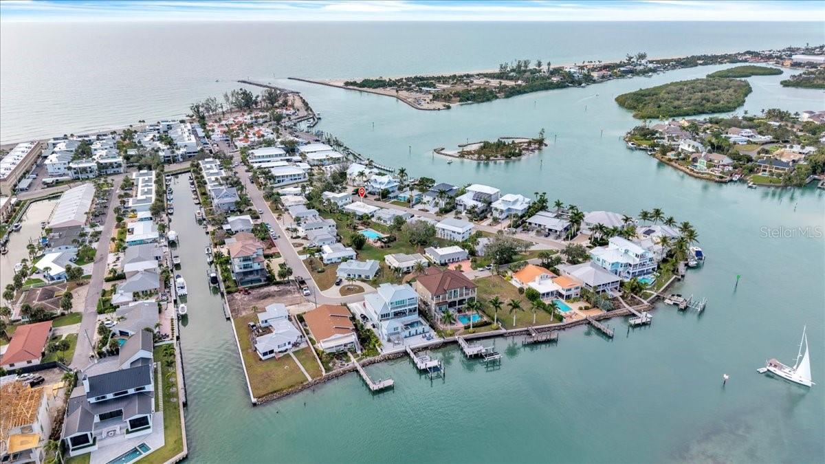 TARPON CENTER BAHAMA VILLAS - Residential