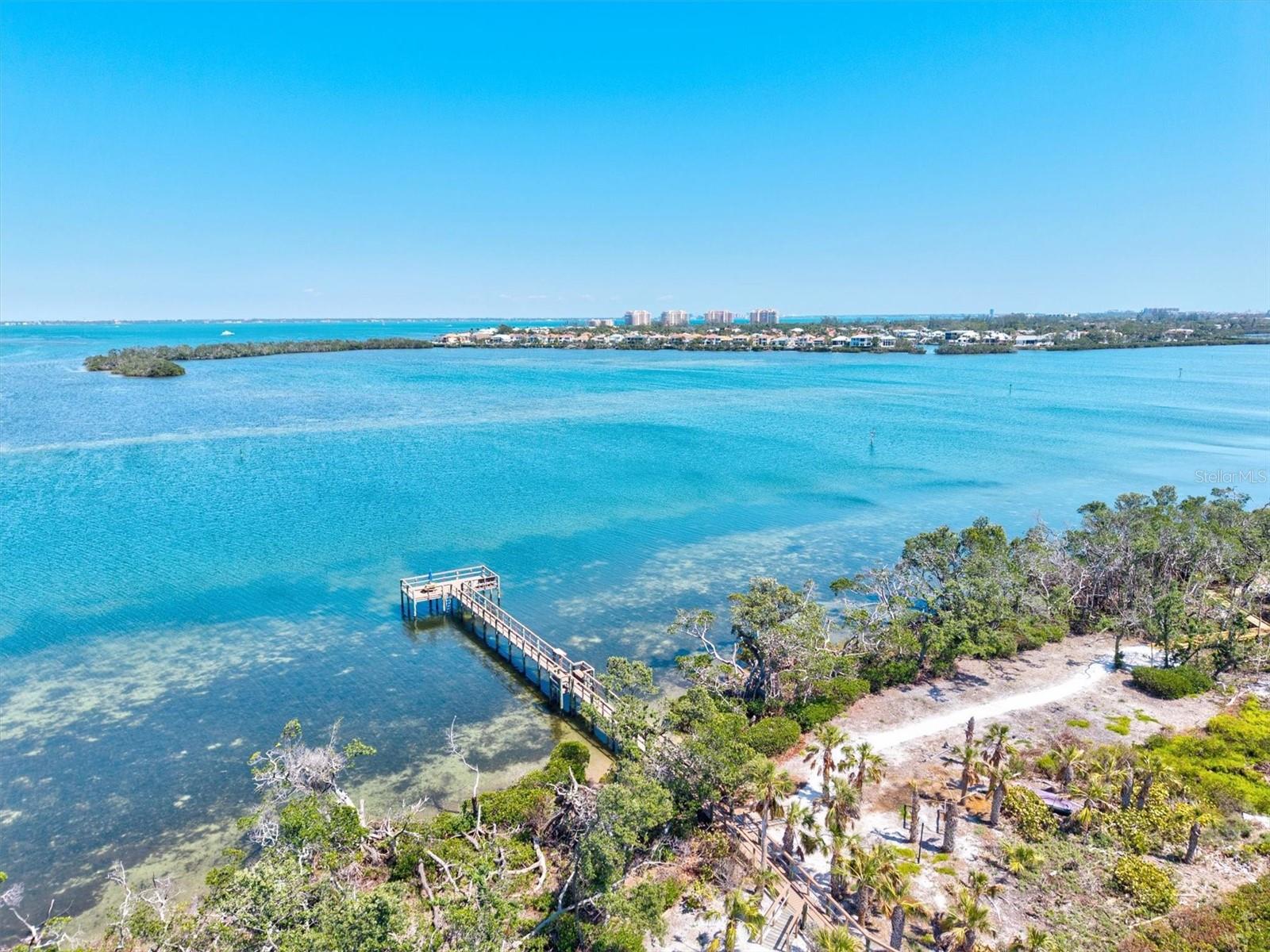 BAYPORT BCH & TEN PH D - Residential