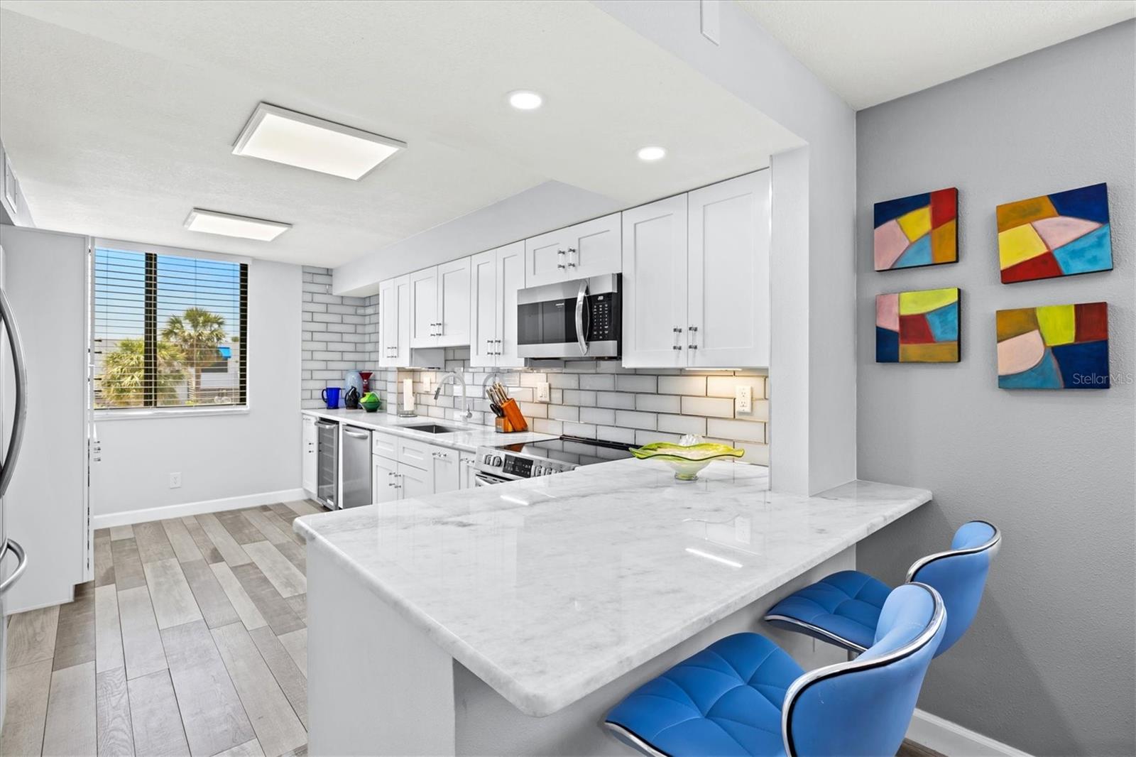 BAYPORT BCH & TEN PH D - Residential