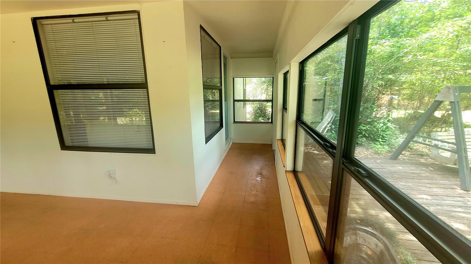 JERRY TAYLOR LNDG - Residential