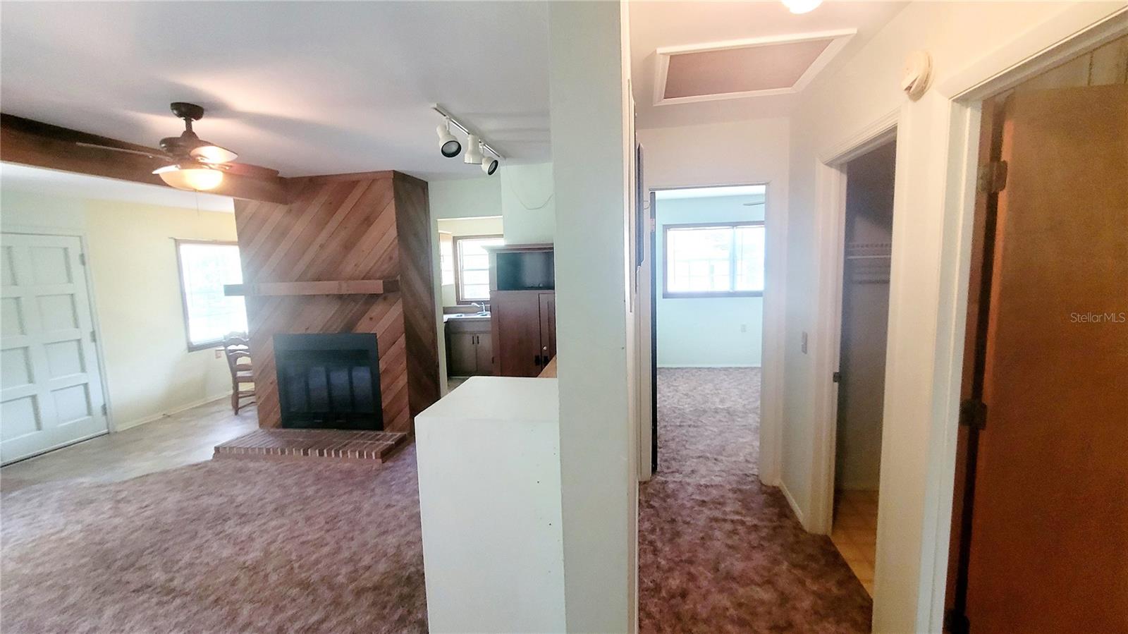JERRY TAYLOR LNDG - Residential