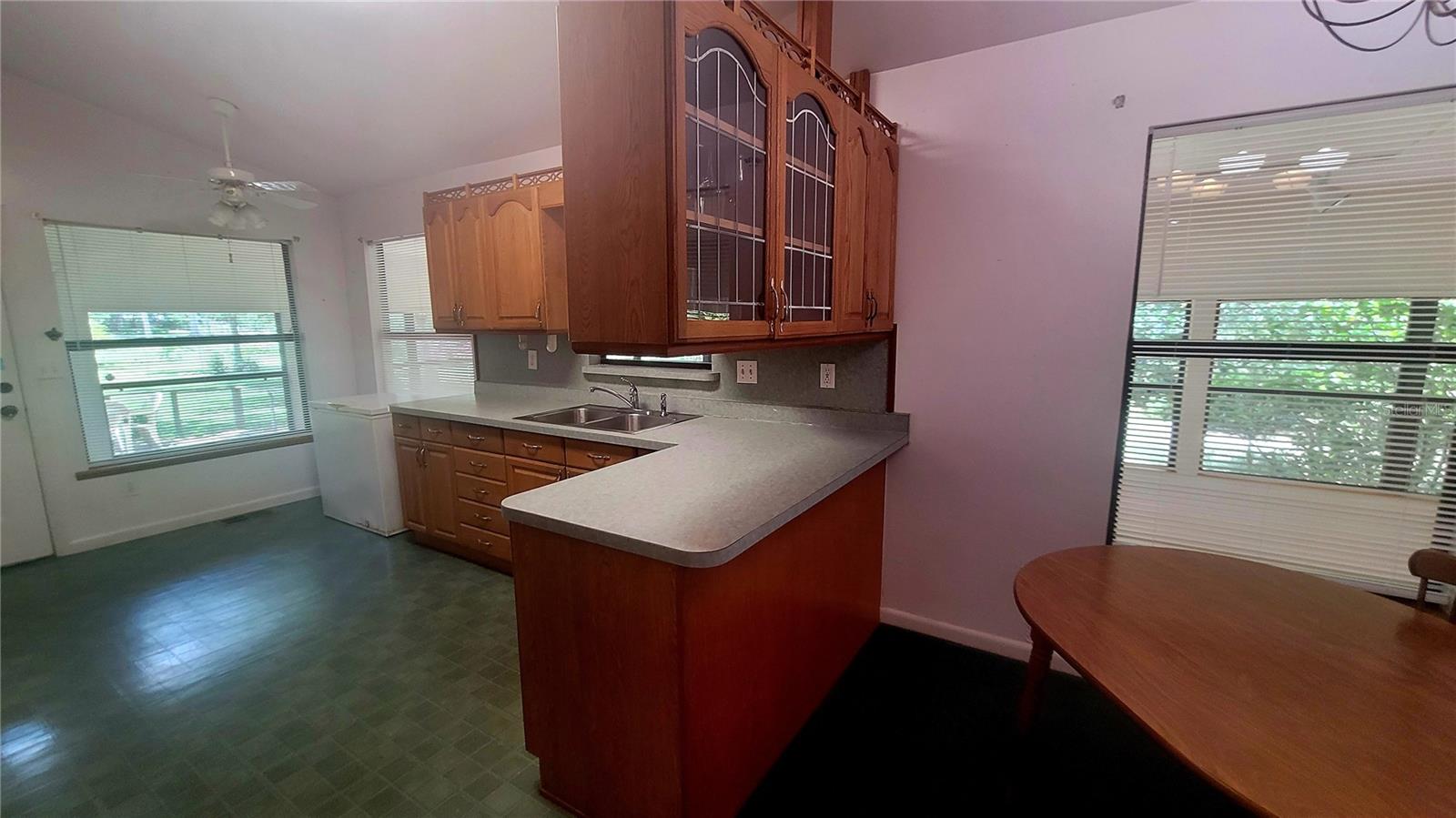 JERRY TAYLOR LNDG - Residential