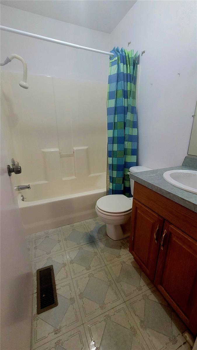 JERRY TAYLOR LNDG - Residential