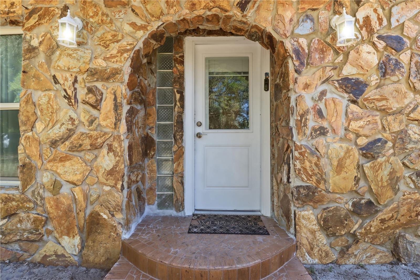 CASONS INGLIS ACRES - Residential