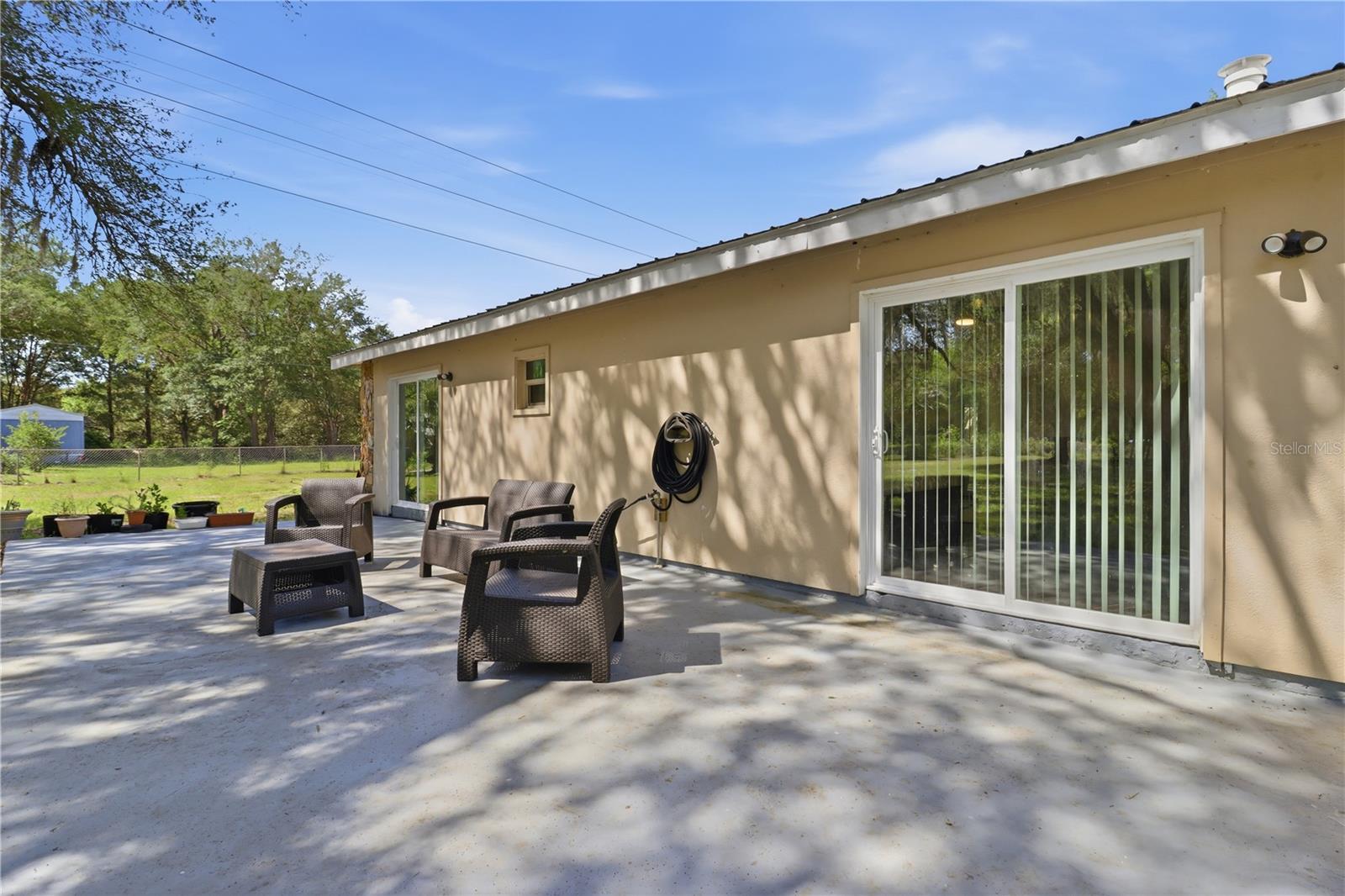 CASONS INGLIS ACRES - Residential