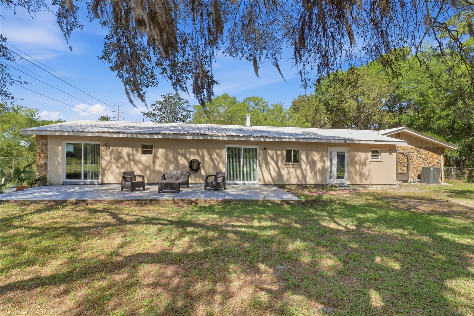 CASONS INGLIS ACRES - Residential