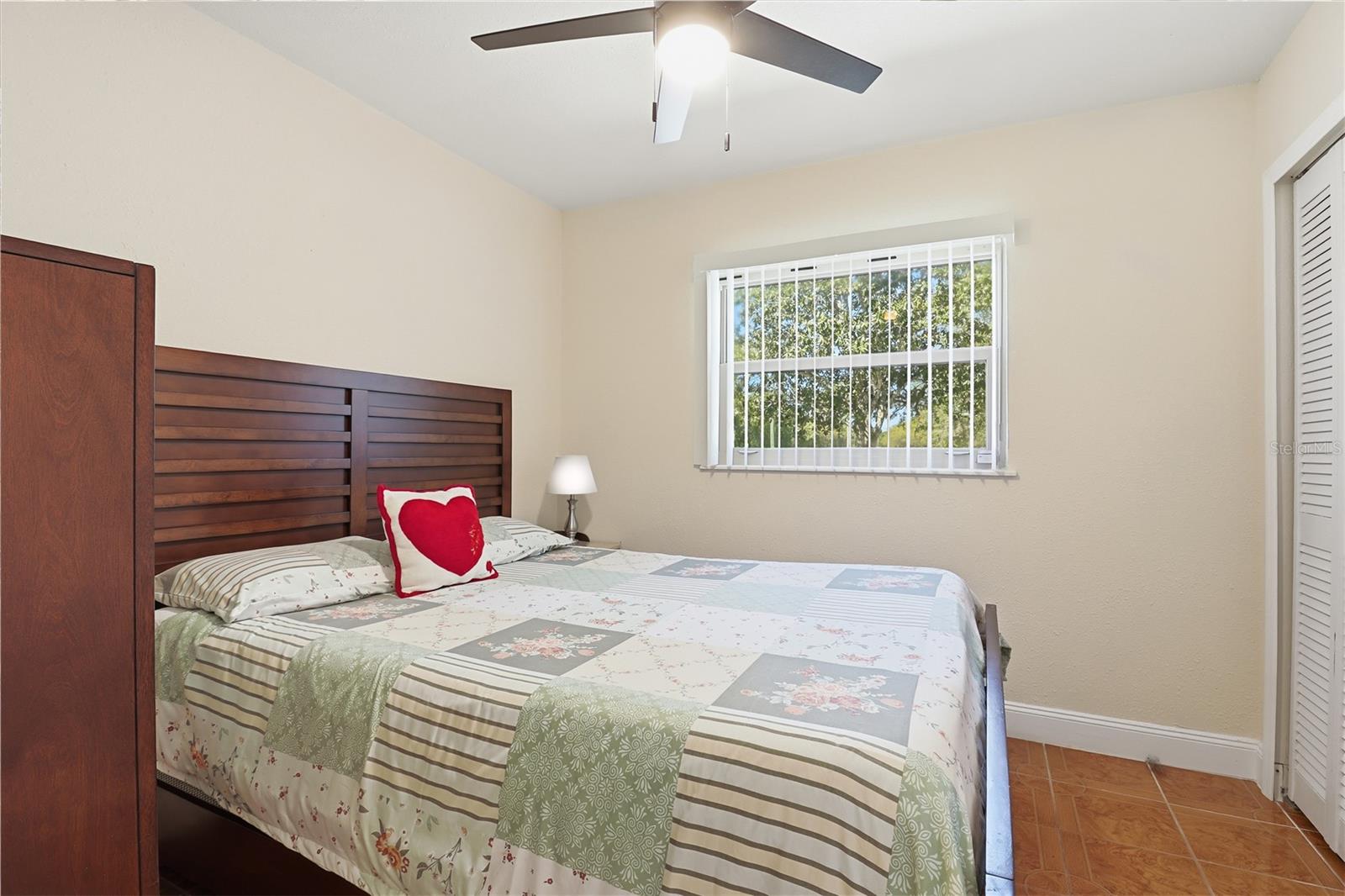 CASONS INGLIS ACRES - Residential