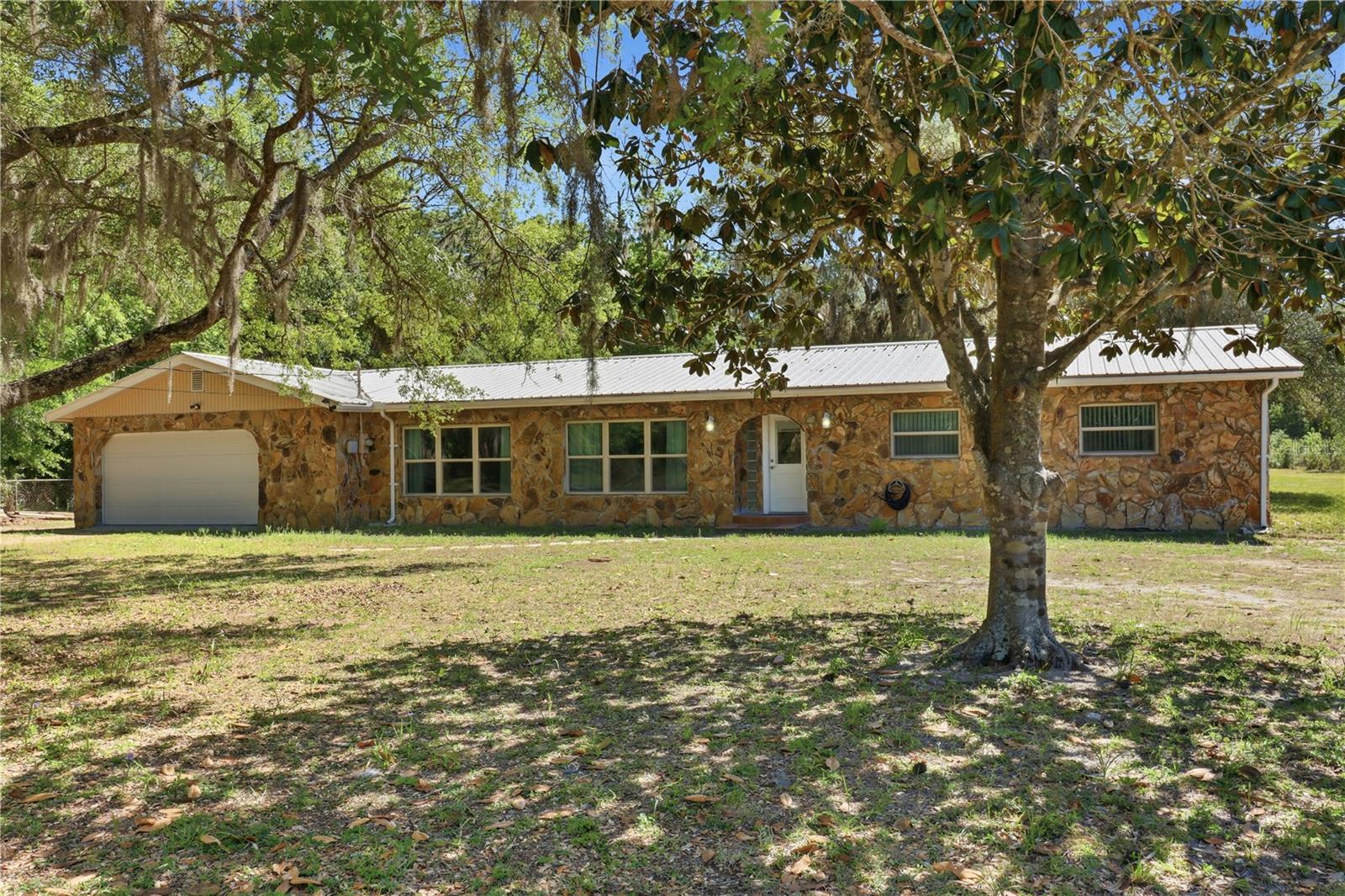 CASONS INGLIS ACRES - Residential