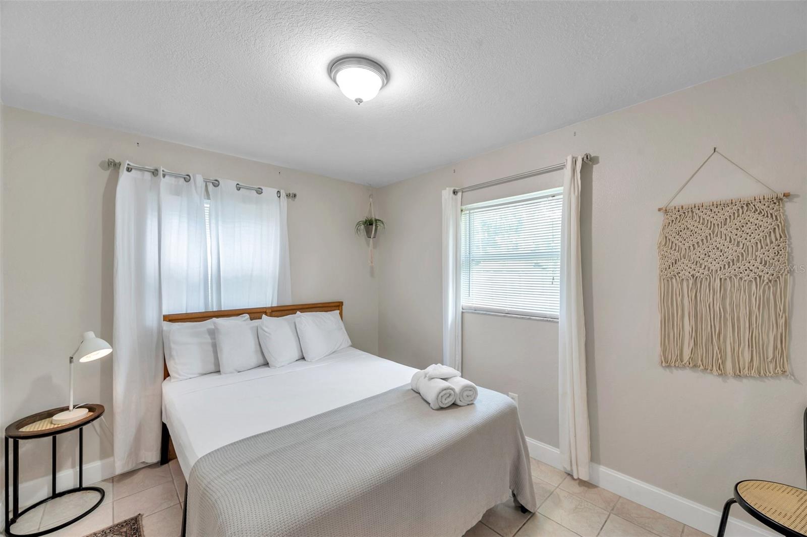 CRYSTAL PARK - Residential Lease