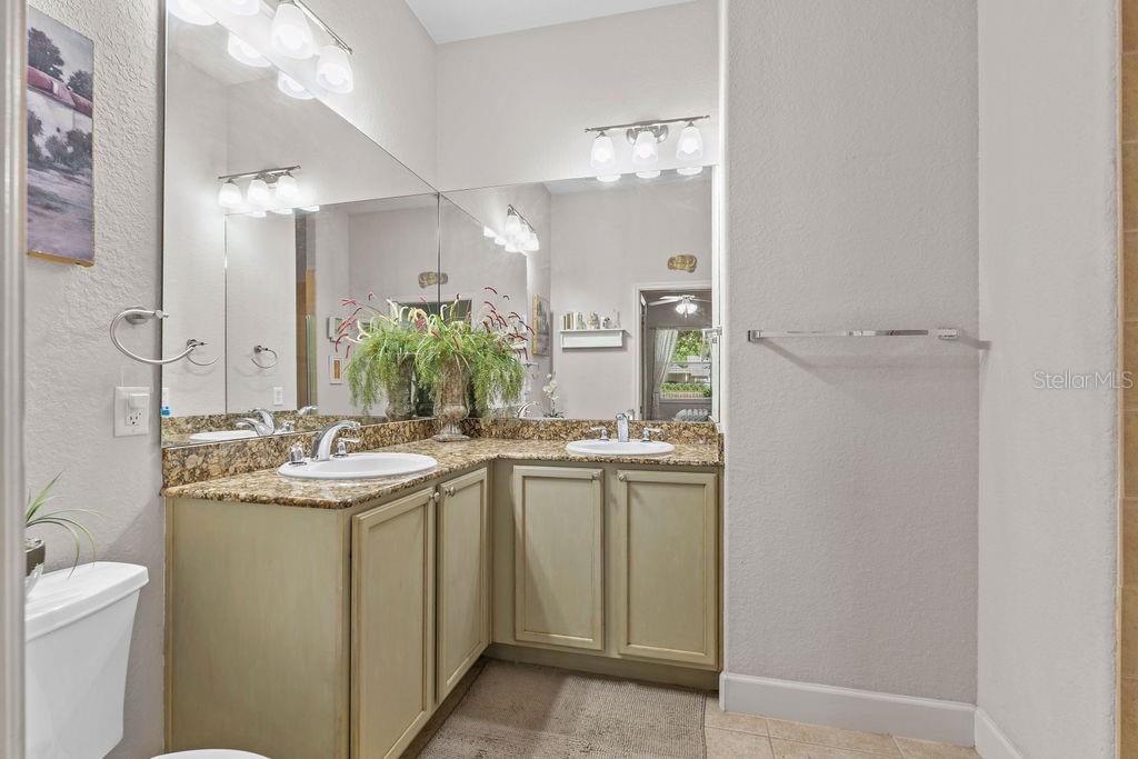 GROVELAND VILLAS AT GREEN GATE - Residential